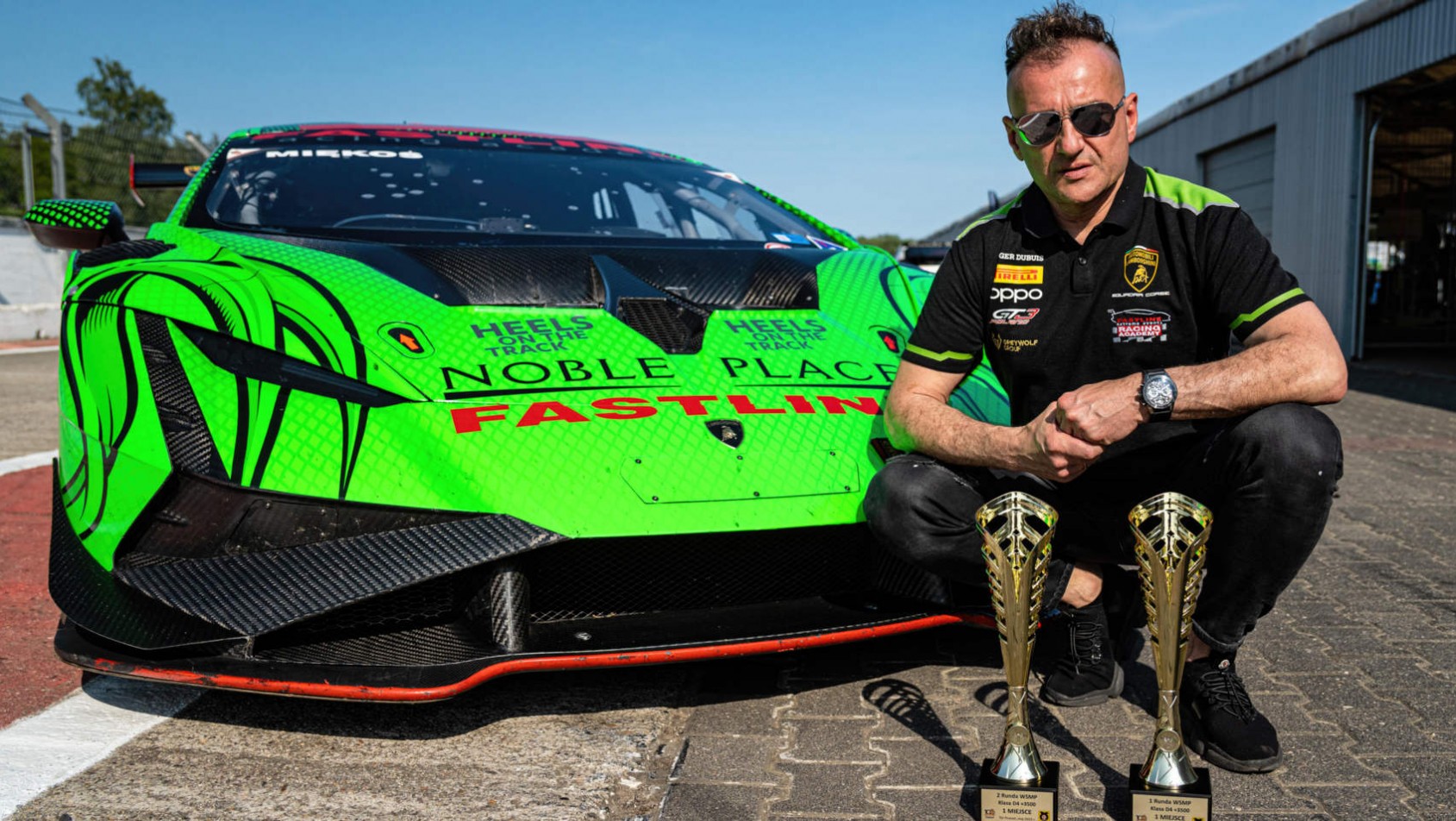 Mariusz Miękoś z pucharami