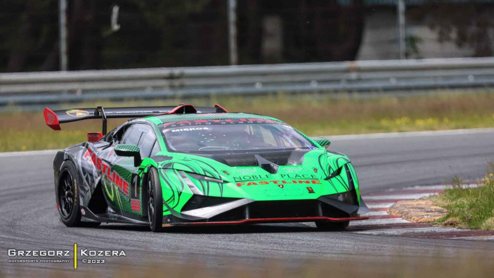 Mariusz Miękoś podcza jazdy w Lamborghini Super Trofeo EVO II