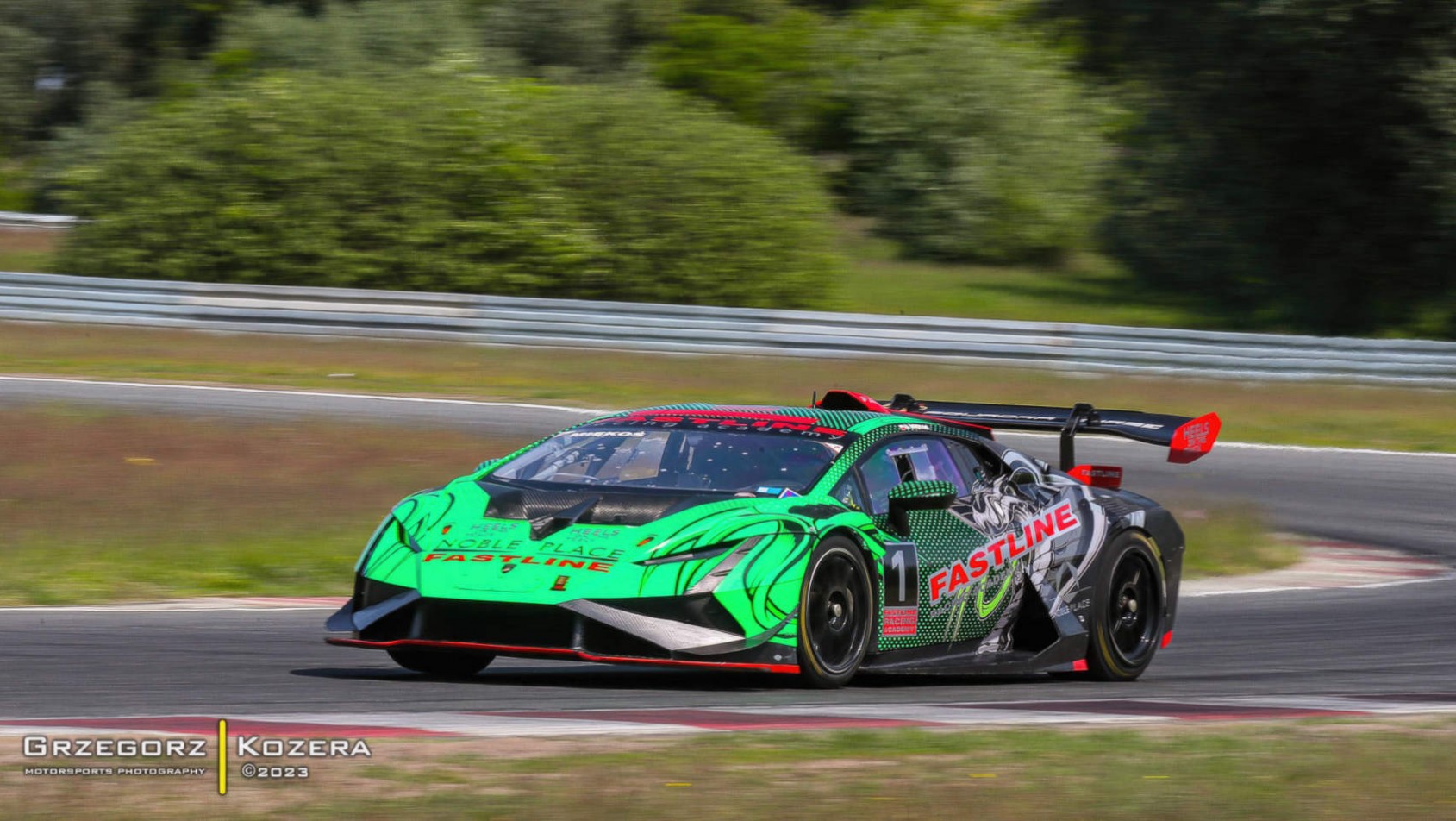 Lamborghini Super Trofeo EVO II na torze Poznań
