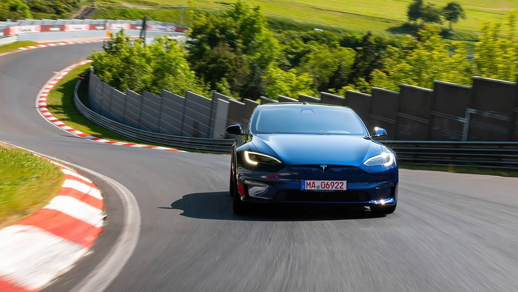 Tesla Model S Plaid Track Pack rekord EV