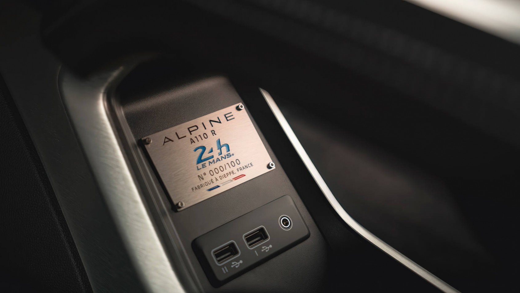 Alpine A110 R Le Mans detal plakietka