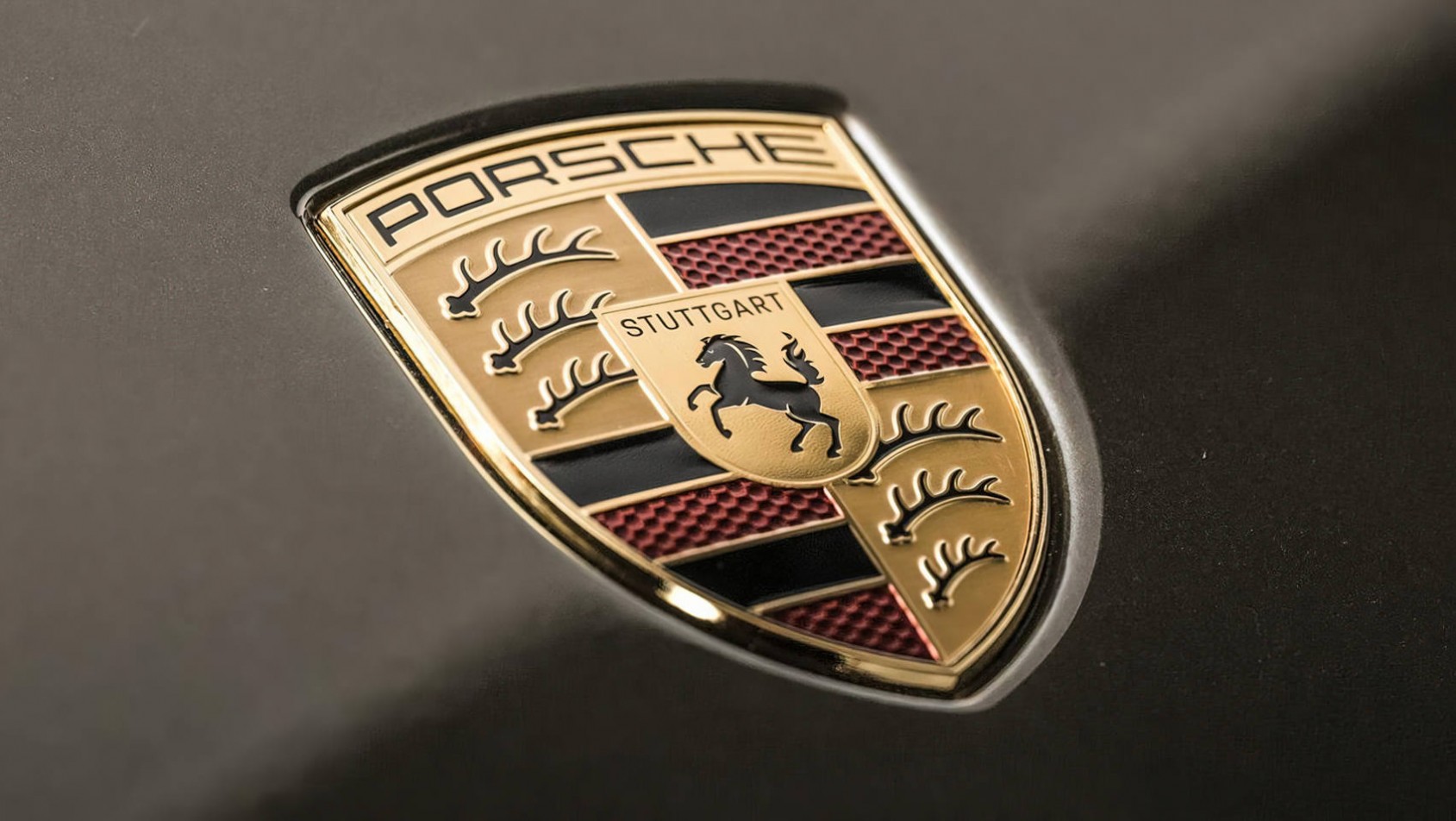 Porsche Mission X nowe logo