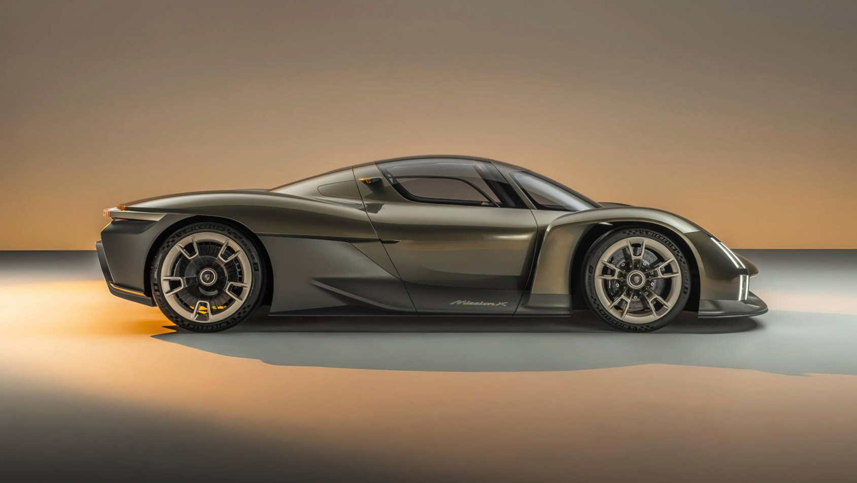 Porsche Mission X profil