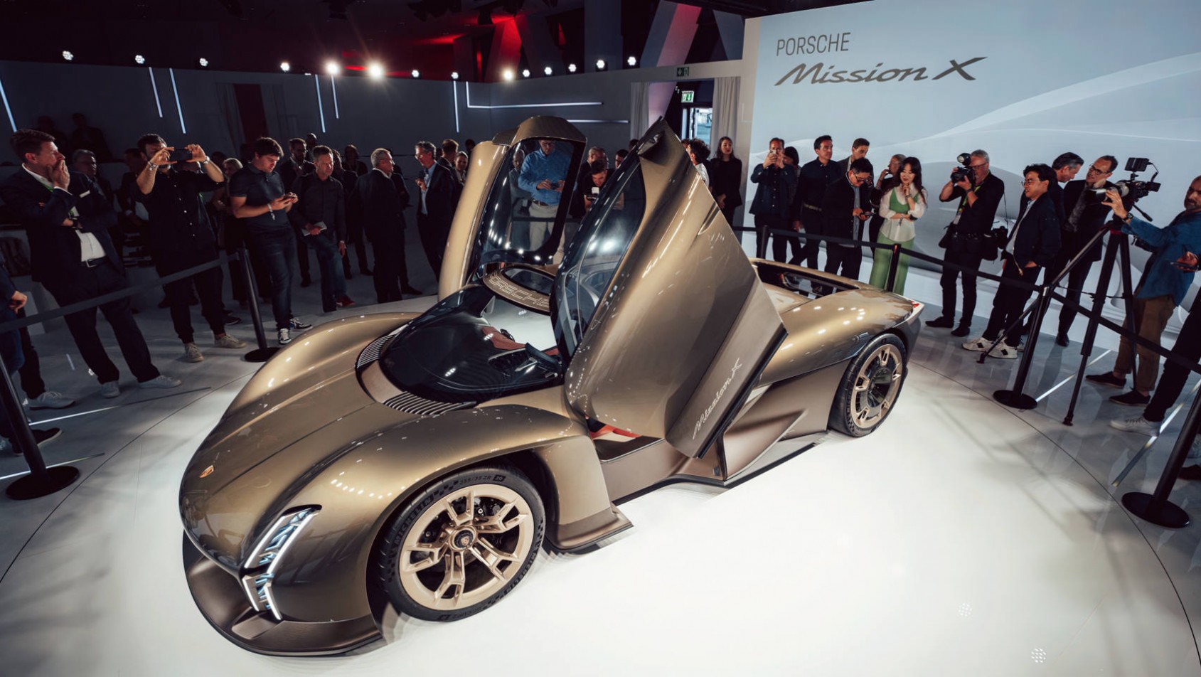 Porsche Mission X prezentacja konceptu