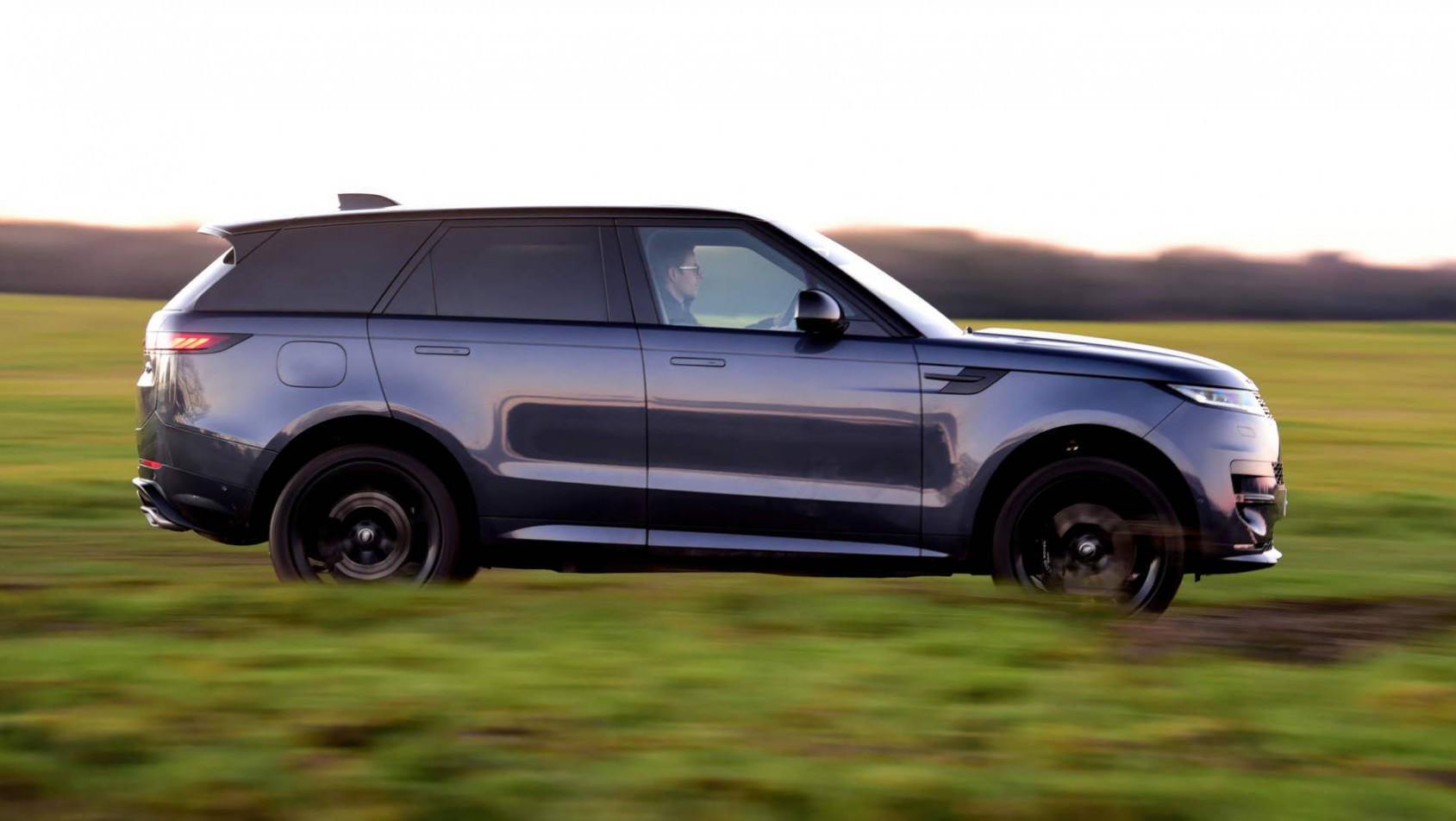 Range Rover Sport P510e test