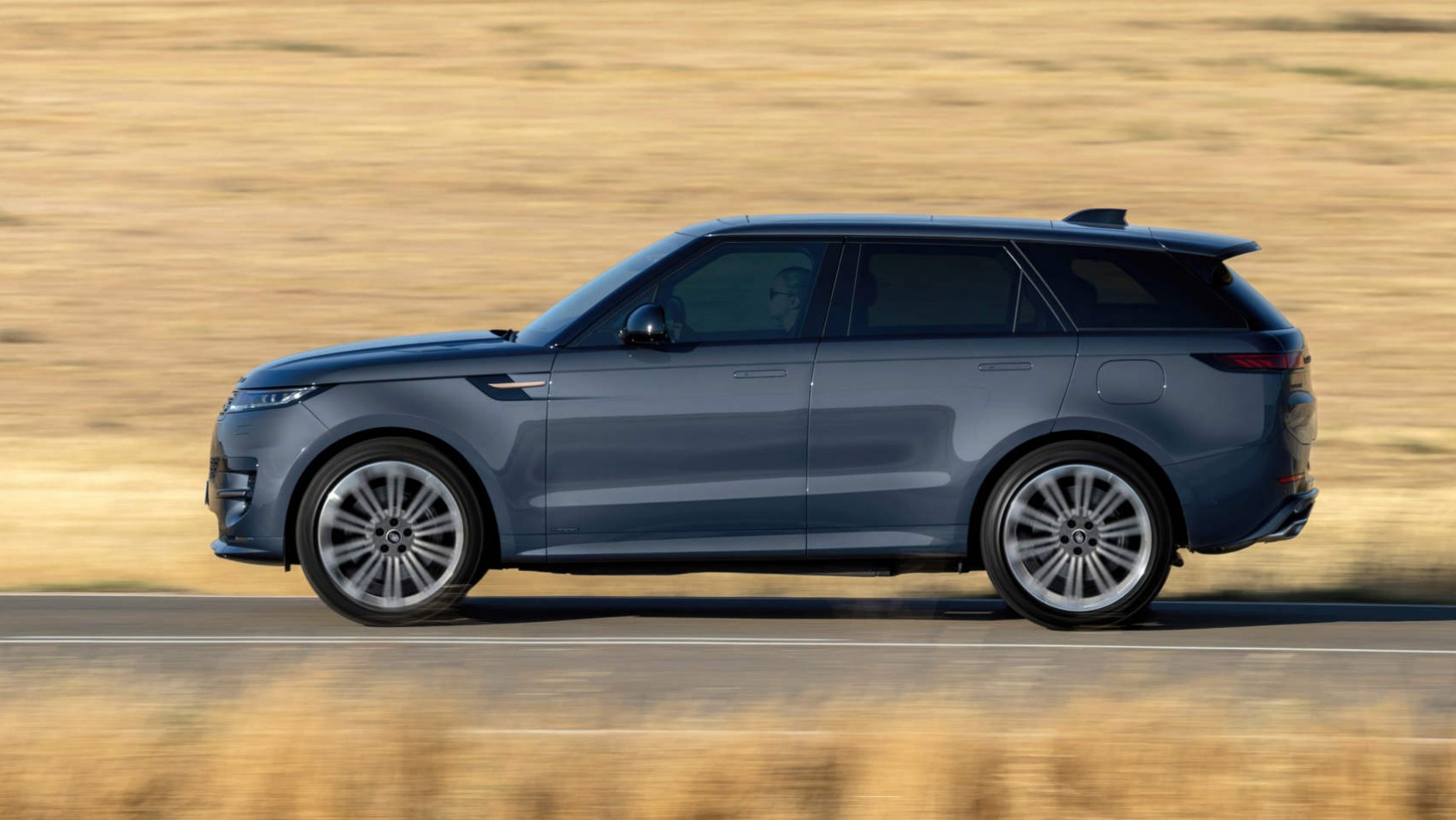 Range Rover Sport P510e linia auta