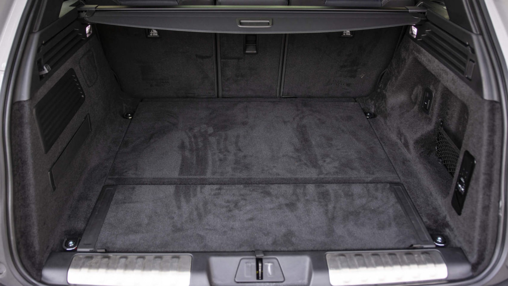 Range Rover Sport P510e - duży bagażnik