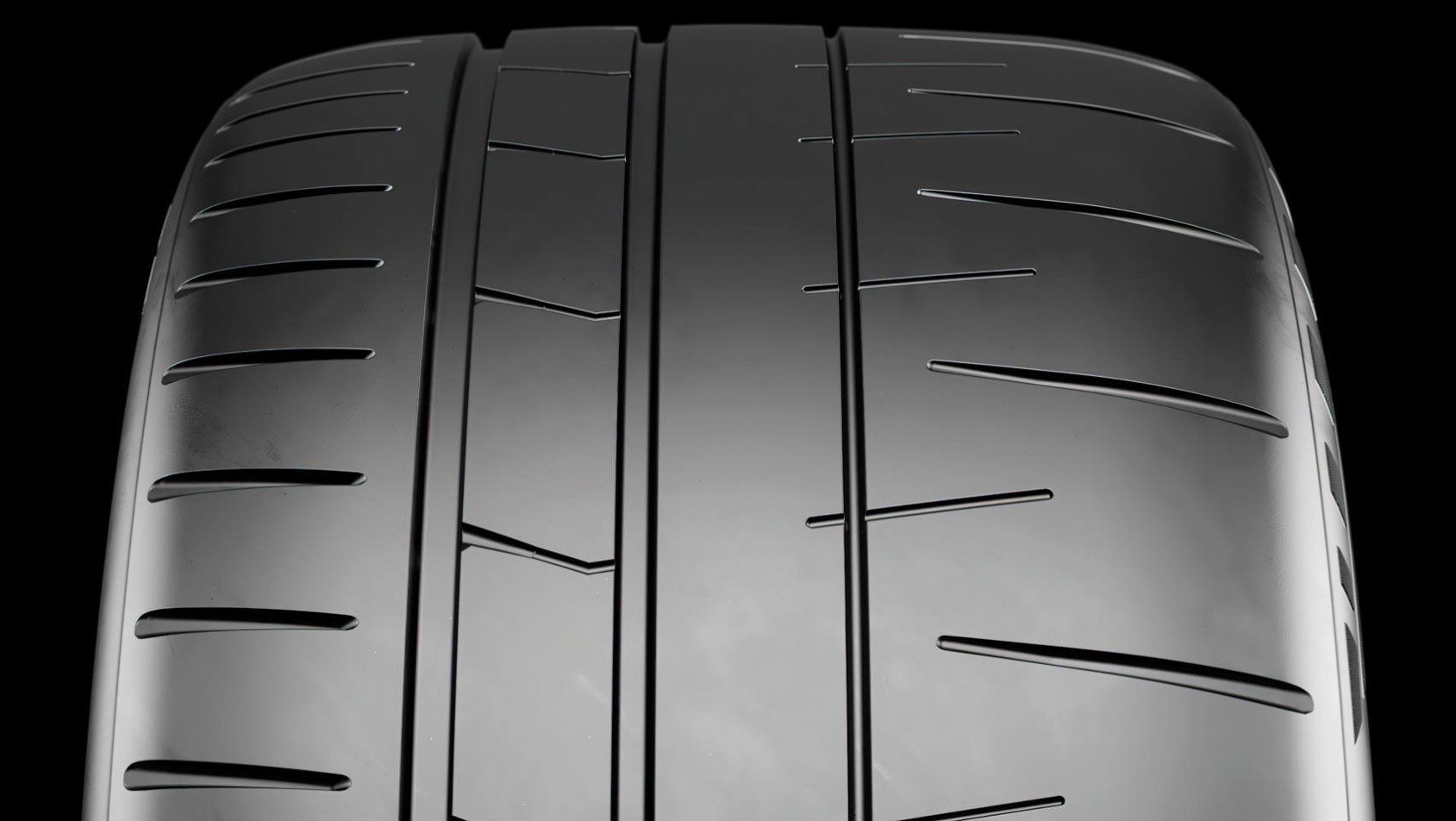 Pirelli P Zero Trofeo RS bieżnik