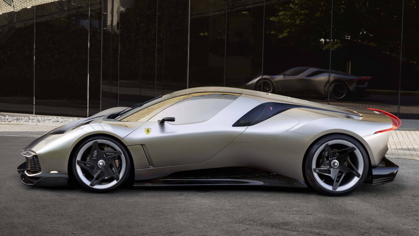 Ferrari KC23 profil bez spoilera