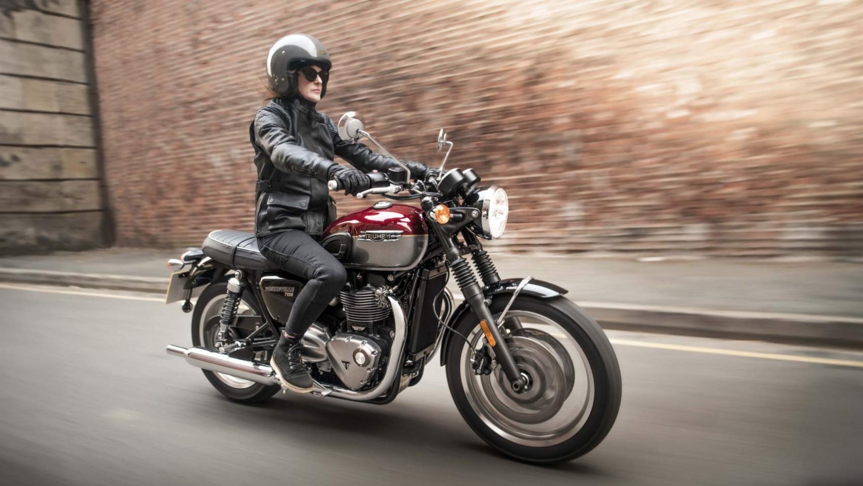 Bonneville T120-standard-width-1700px