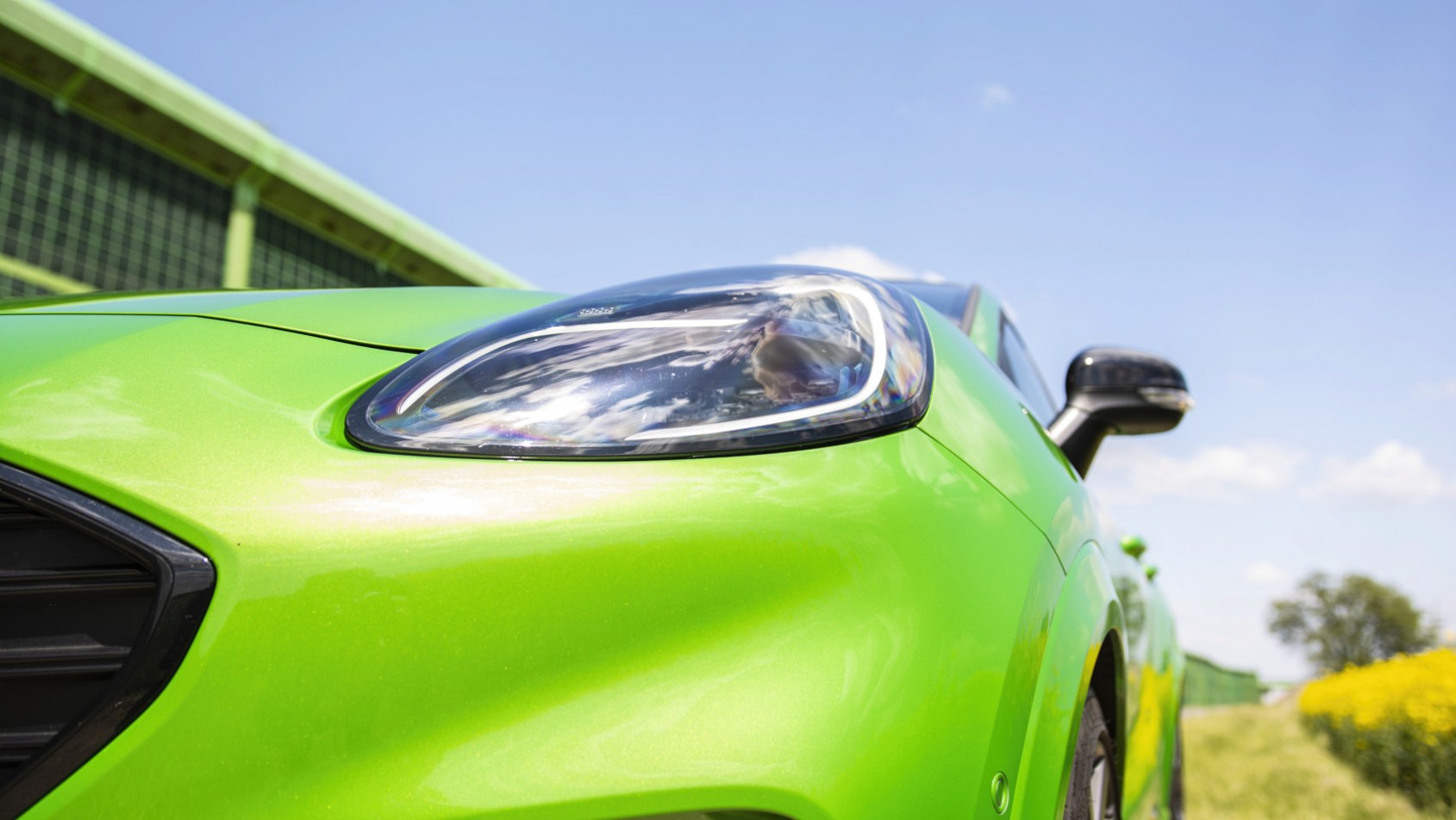 Ford Puma ST reflektor