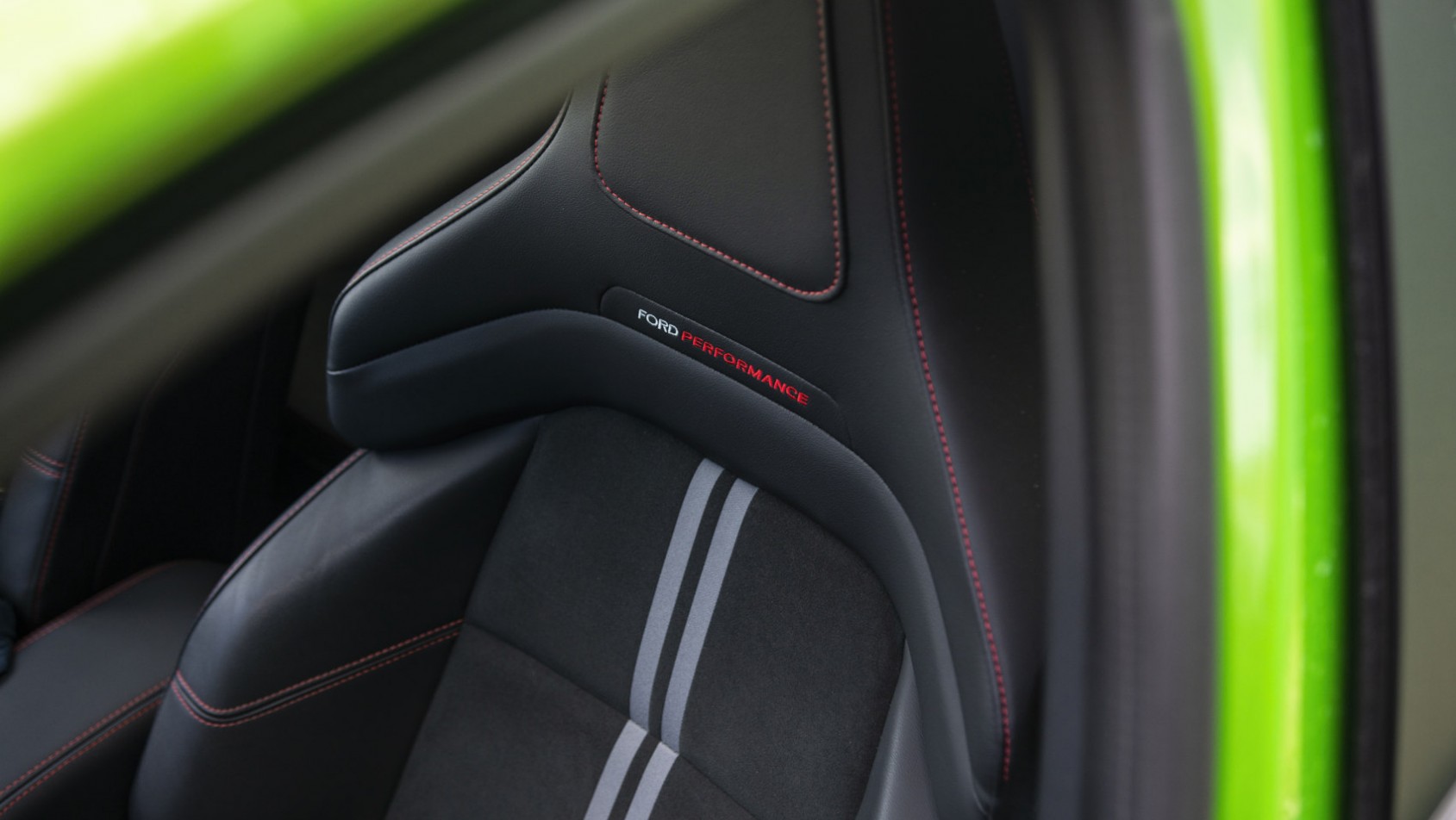 Ford Puma ST fotele recaro