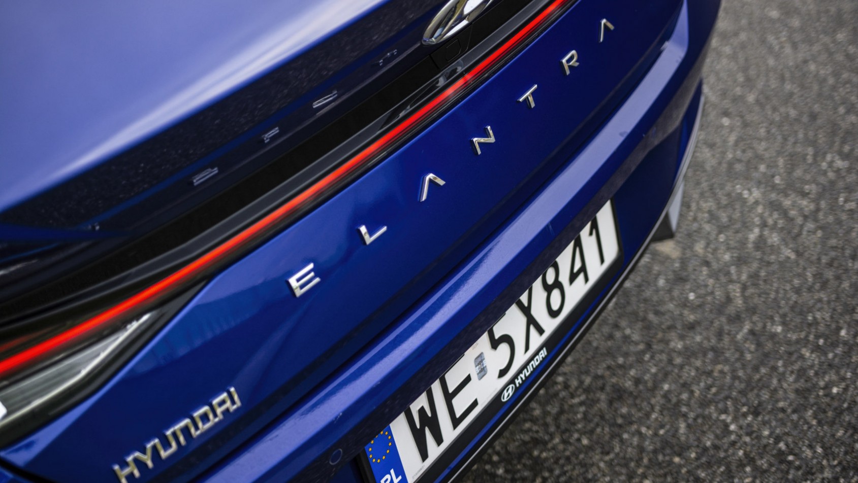 Hyundai Elantra detal nazwa