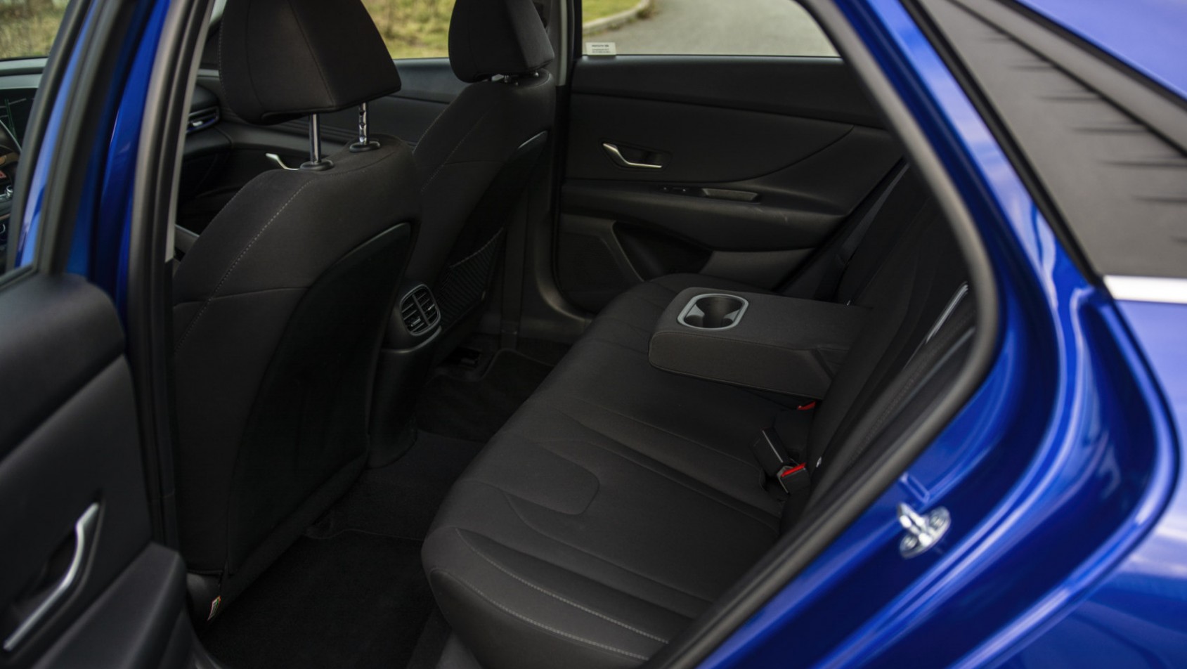 Hyundai Elantra kanapa