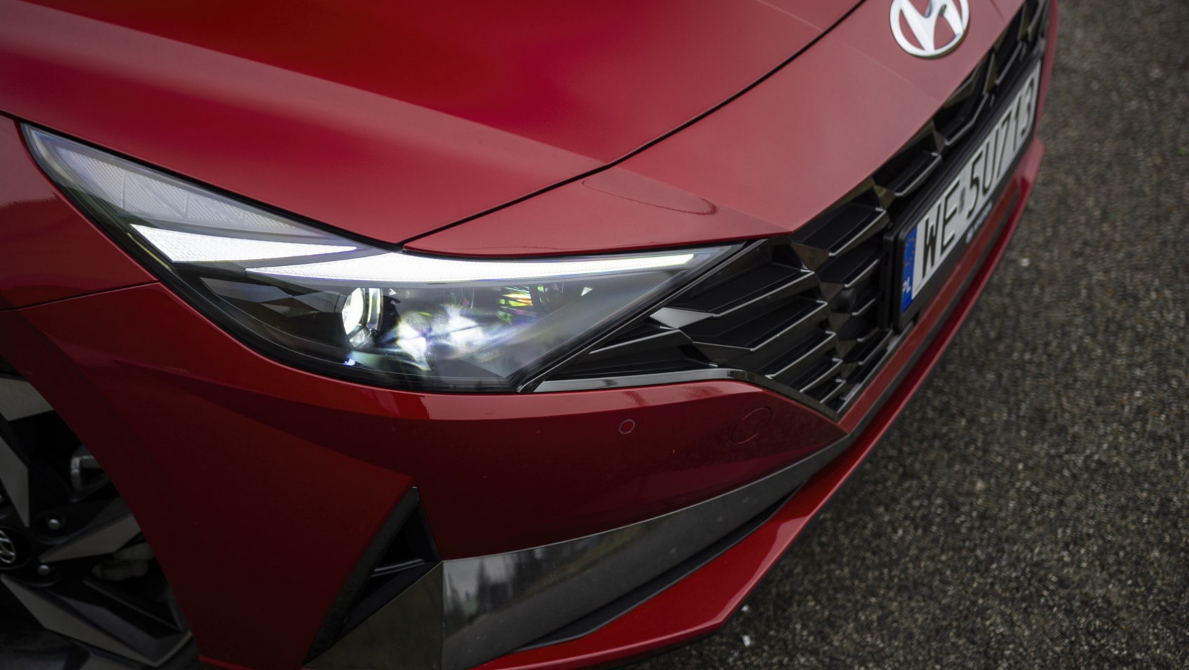 Hyundai Elantra detal przodu