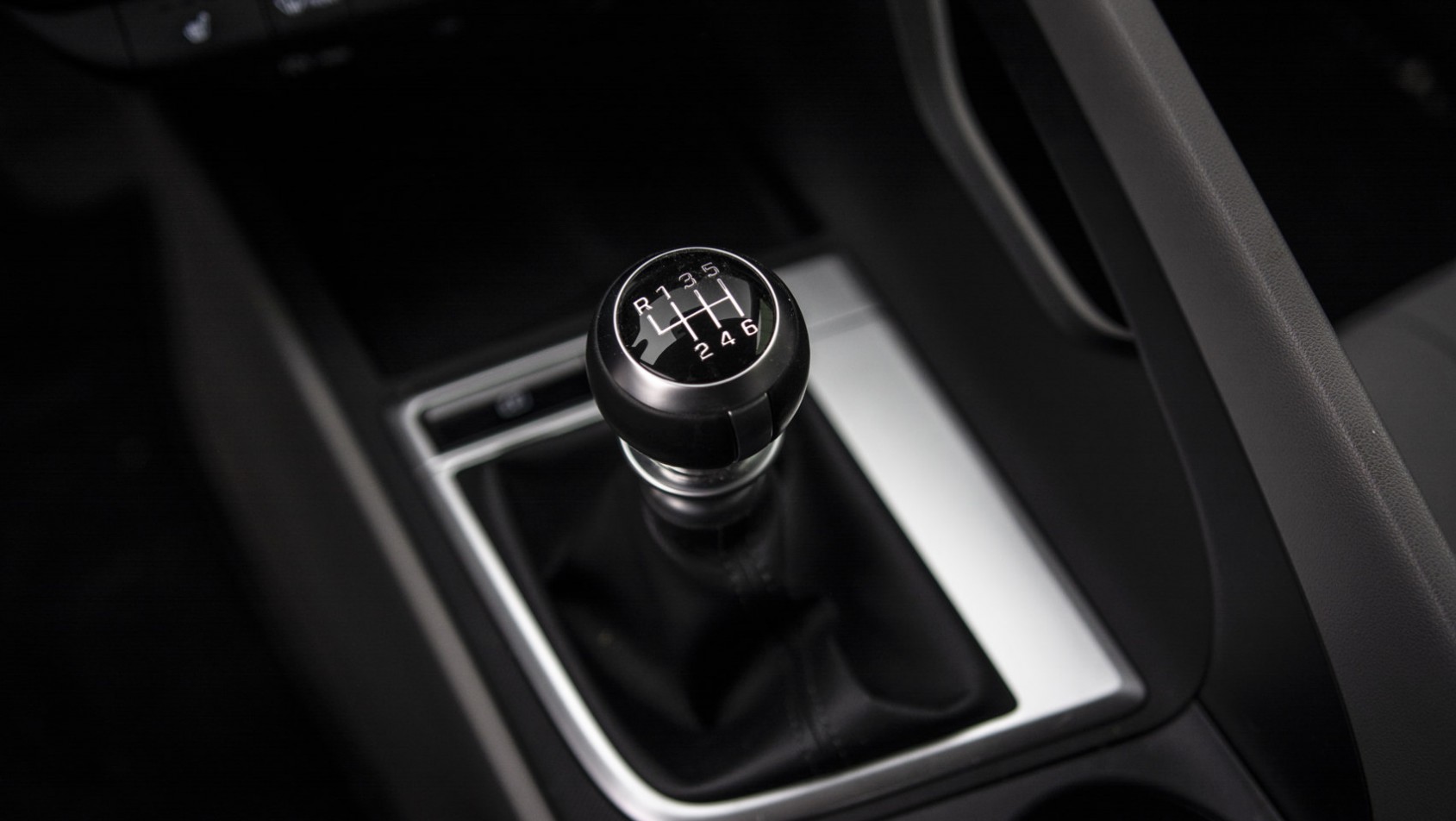 Hyundai Elantra manual