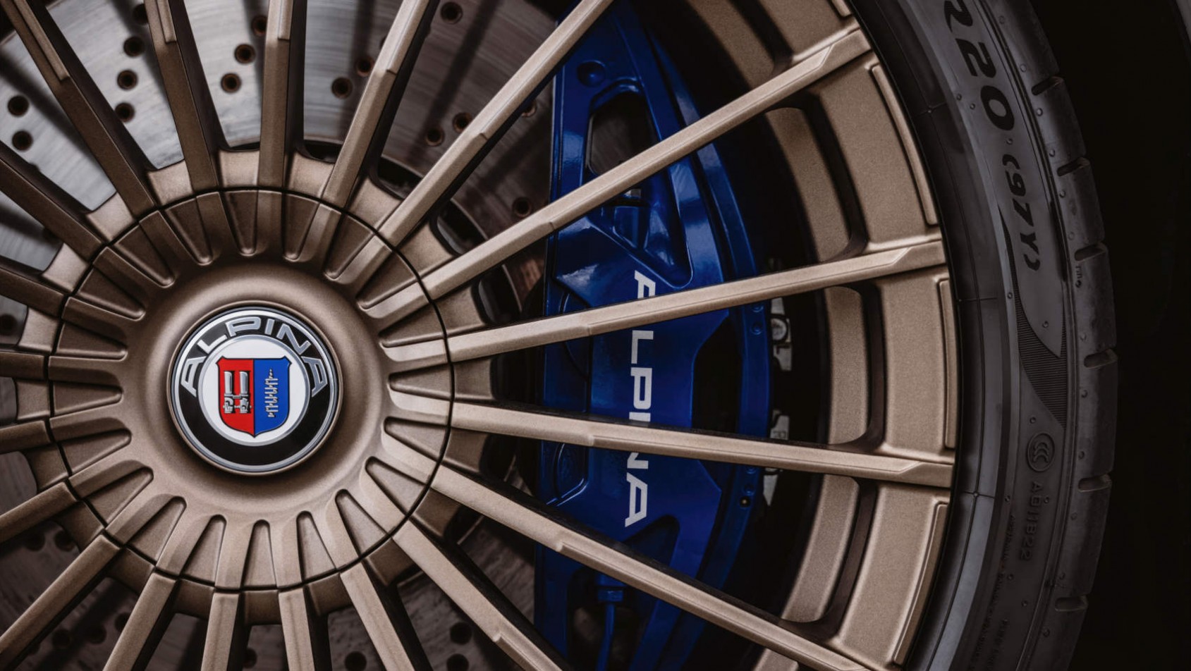 Alpina B5 GT Alpina B5 GT - charakterystyczne felgi