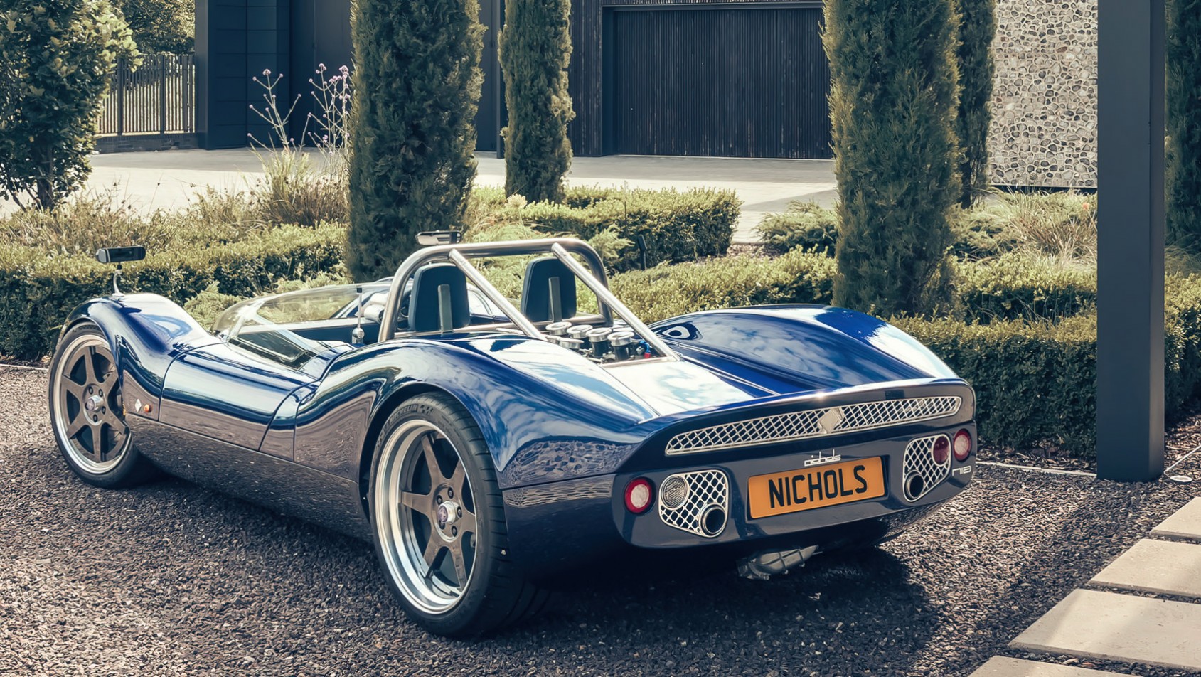 Nichols N1A tył pod kątem