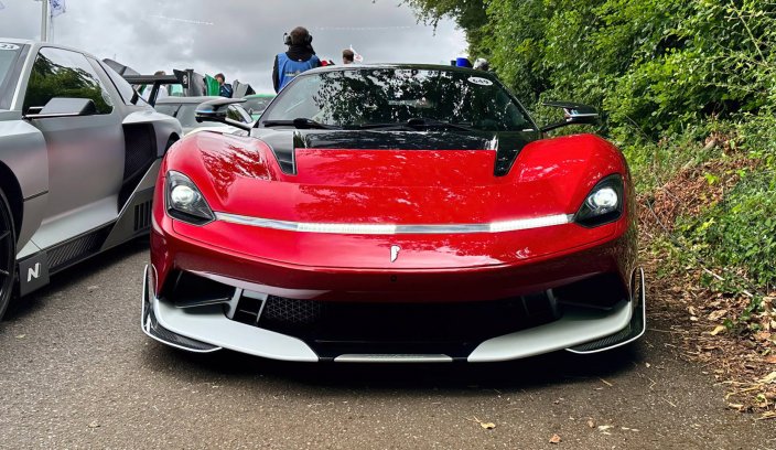 Pininfarina Battista Edizione Nino Farina główne