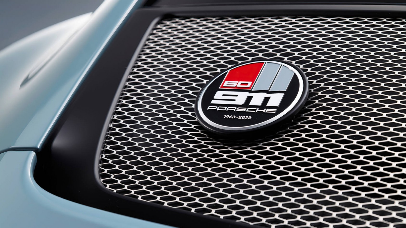 Porsche 911 S/T emblemat