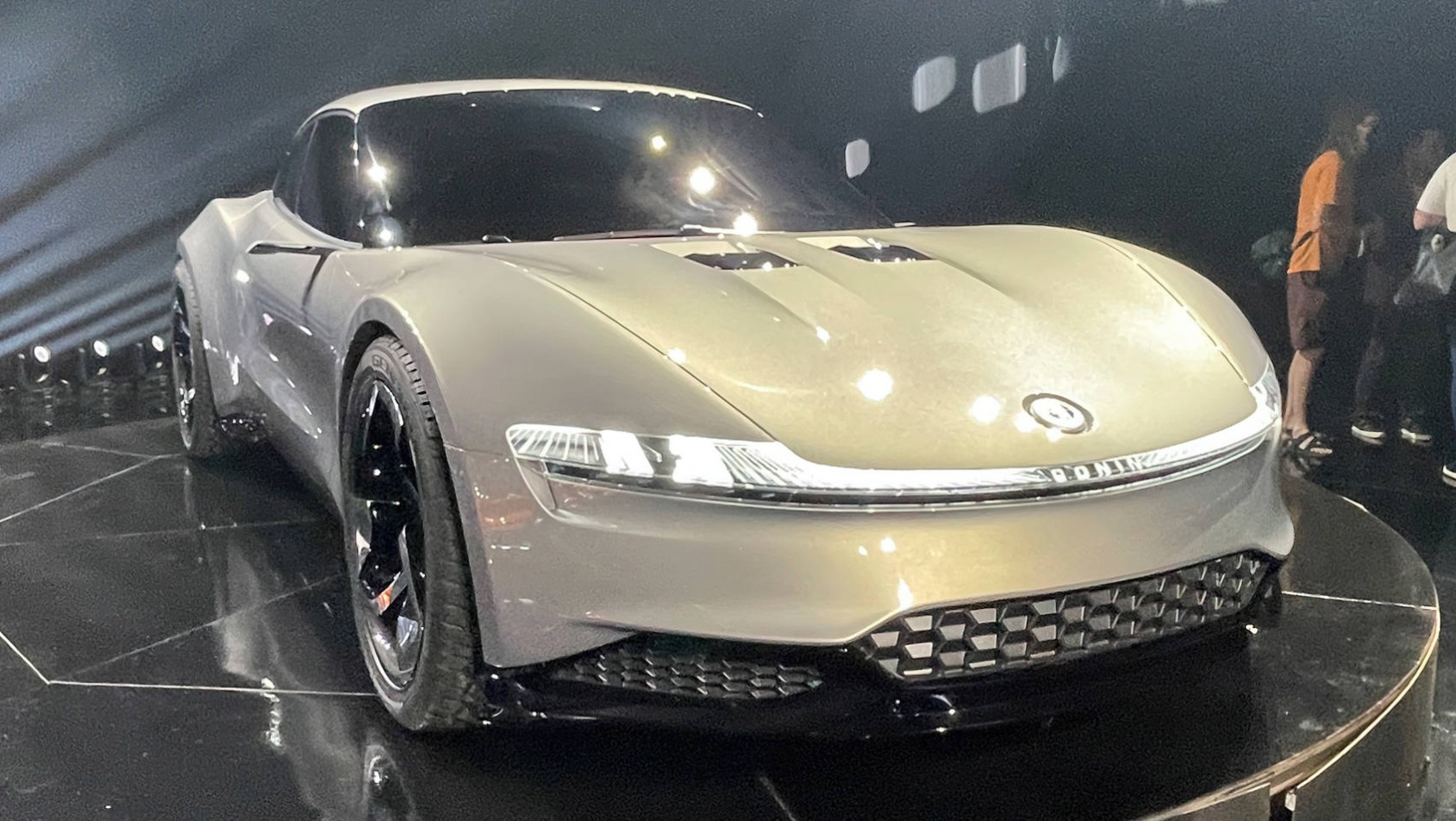 Fisker Ronin koncept przód