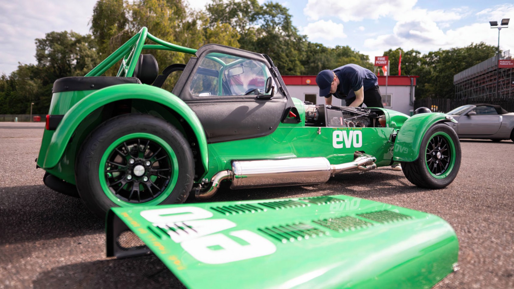 Caterham Seven evo Edition z profilu