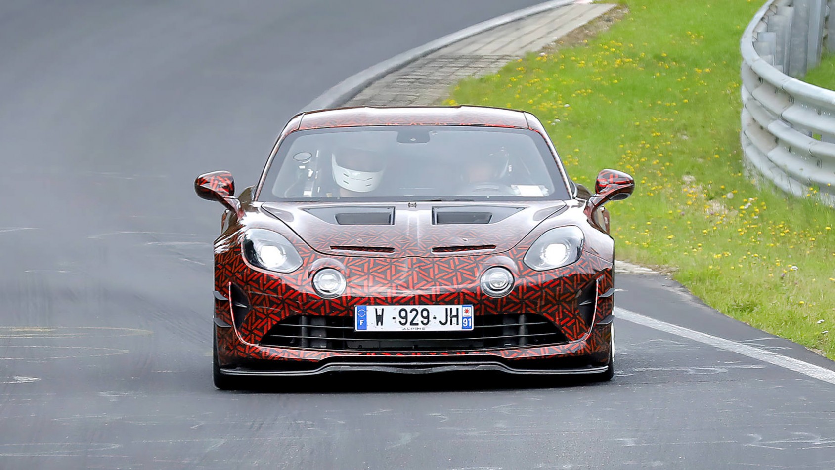 Alpine A110 Alpine A110 R spyshot przód