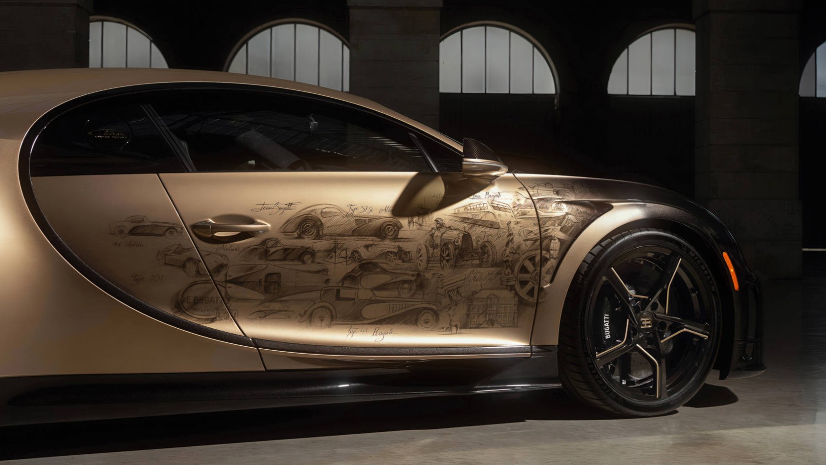 Bugatti Chiron Super Sport Golden Era prawy bok