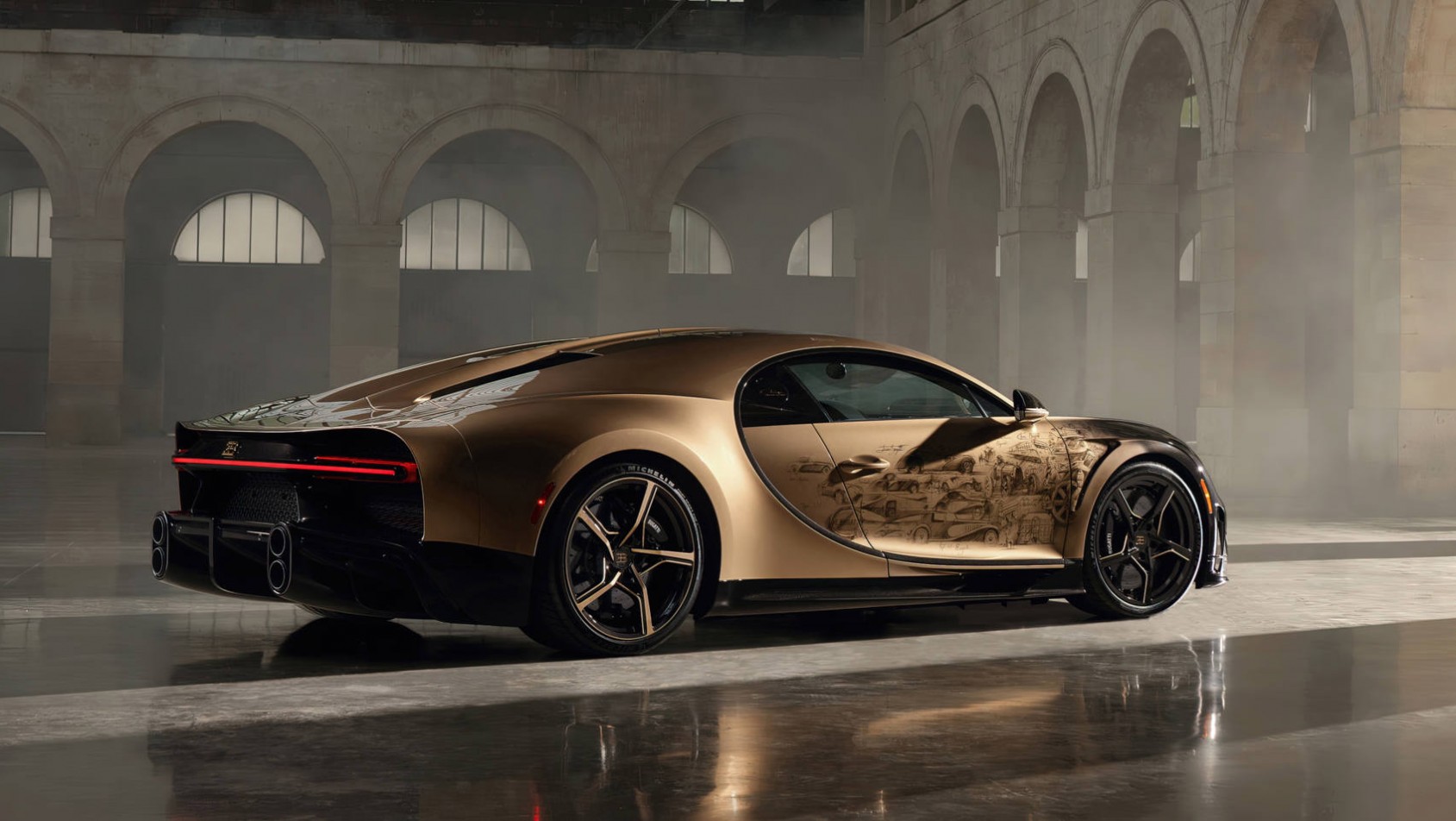 Bugatti Chiron Super Sport Golden Era prawy tył