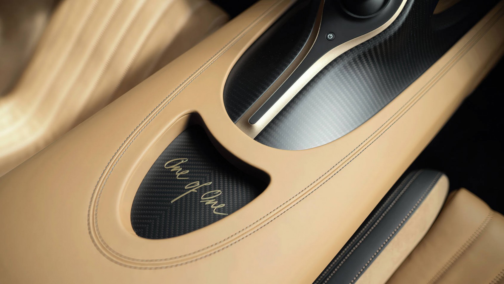 Bugatti Chiron Super Sport Golden Era detal