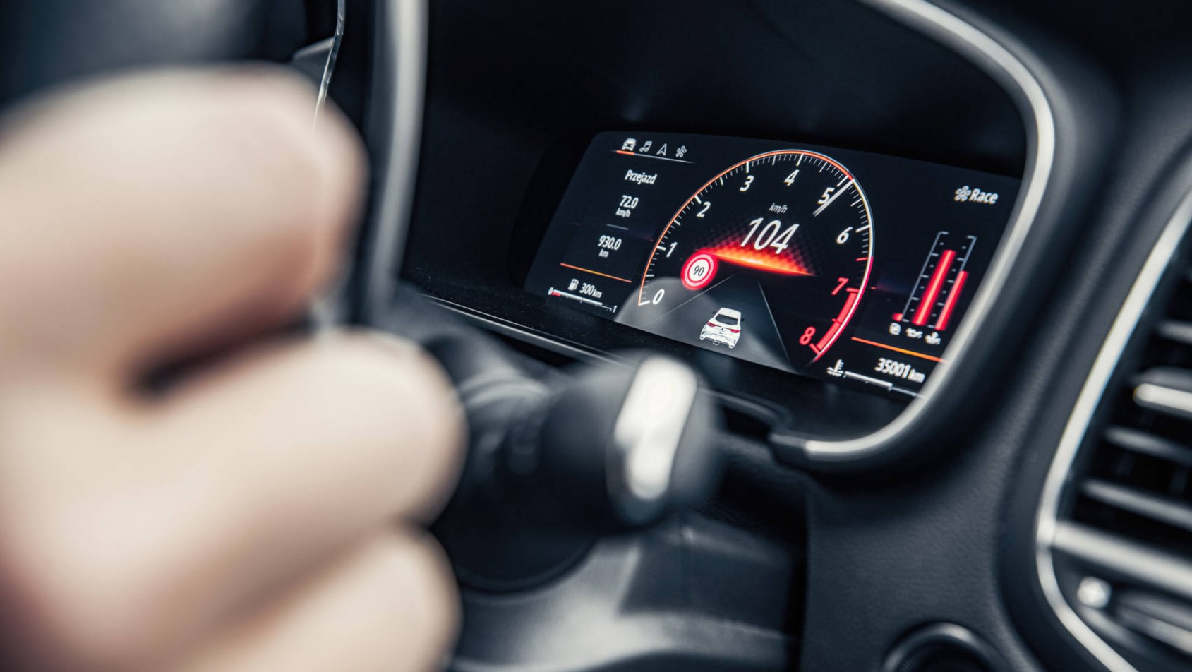 Renault Megane R.S. - cyfrowe zegary