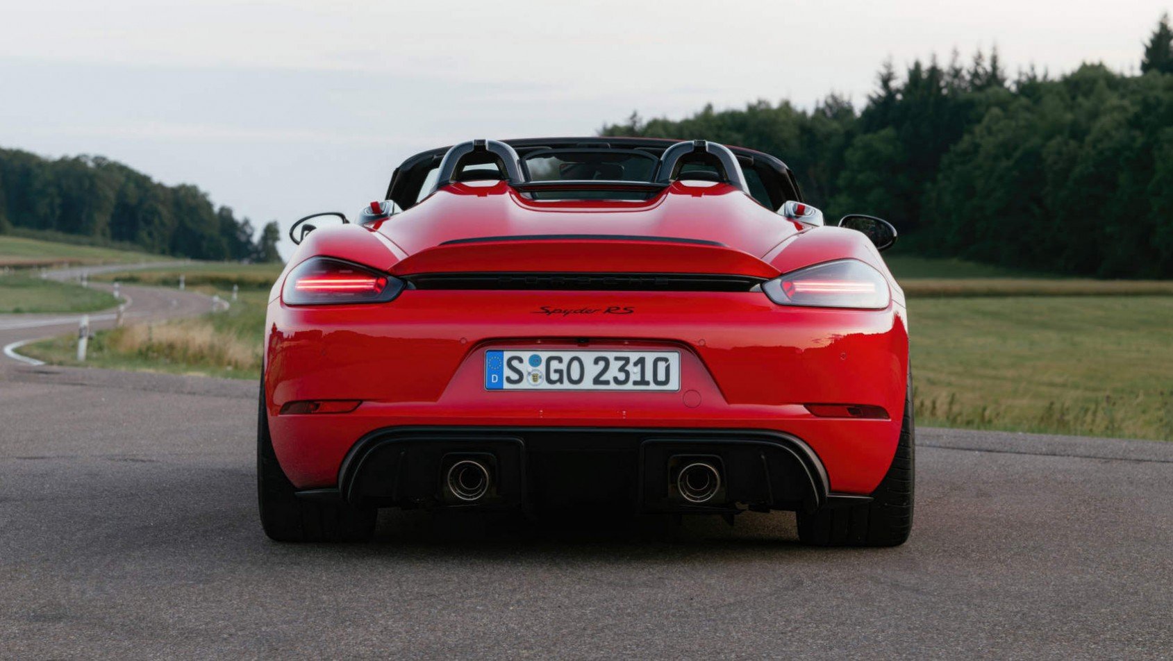 Porsche 718 Boxster Spyder RS - zbliżenie na tył auta