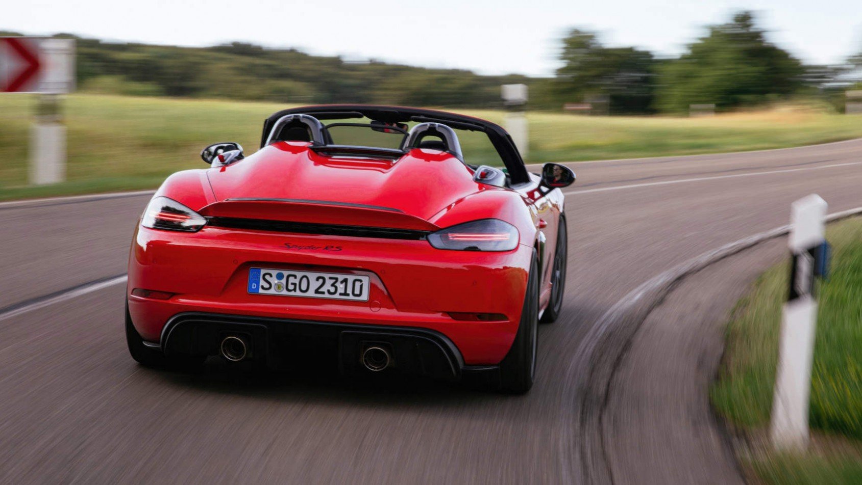 Porsche 718 Boxster Spyder RS - ujęcie z tyłu
