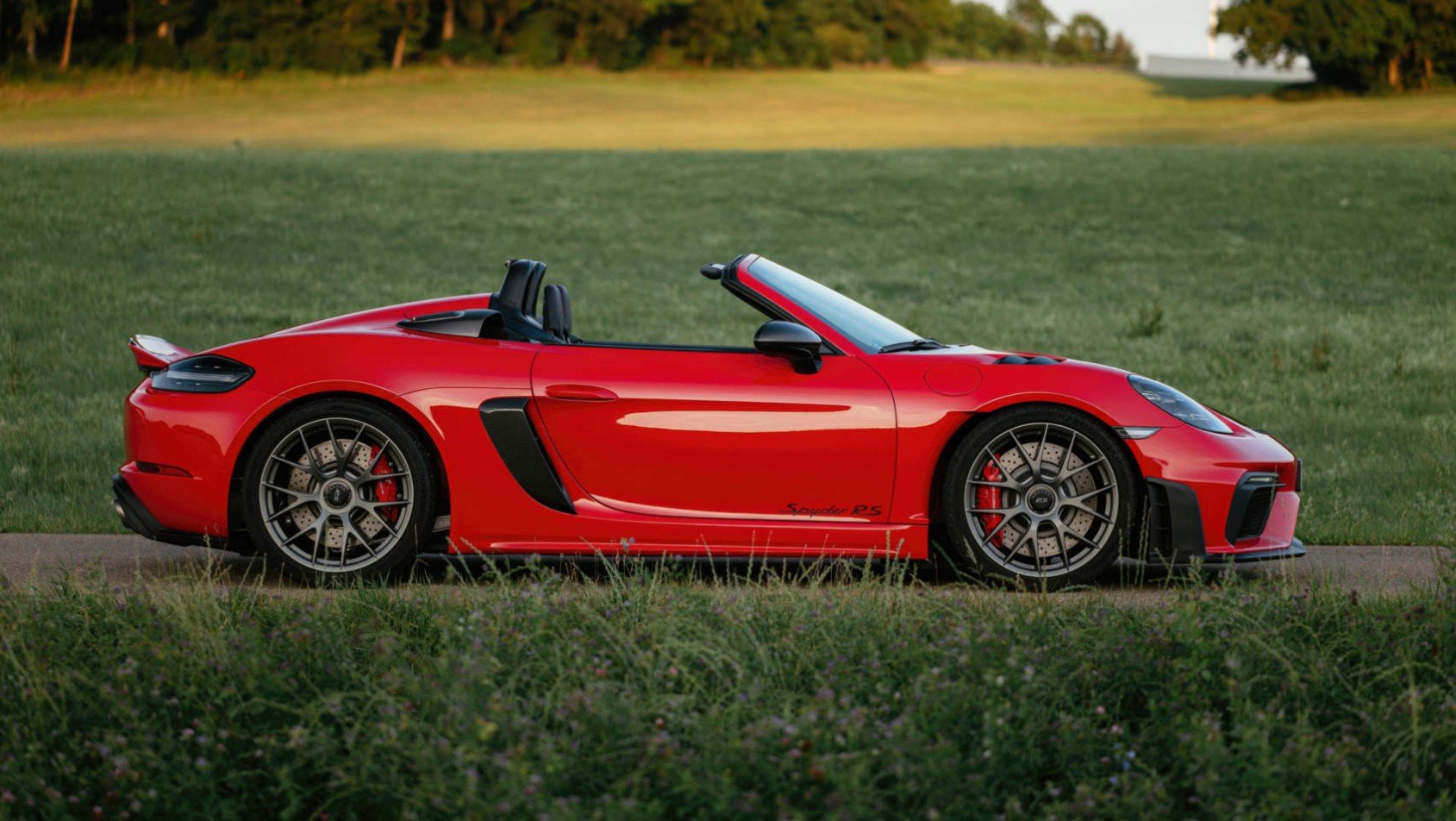 Porsche 718 Boxster Spyder RS - linia auta