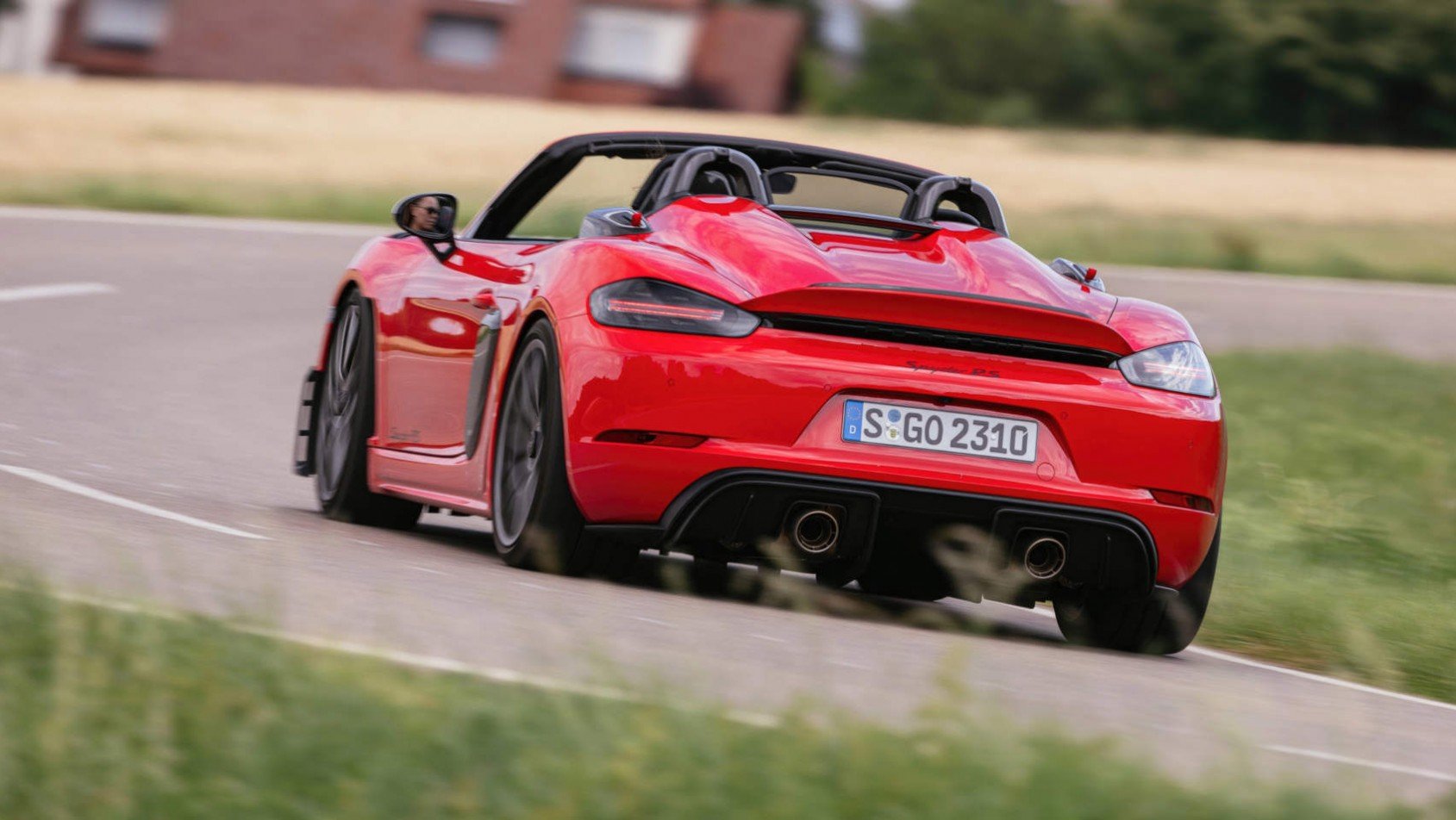 Porsche 718 Boxster Spyder RS - pokonuje zakręt