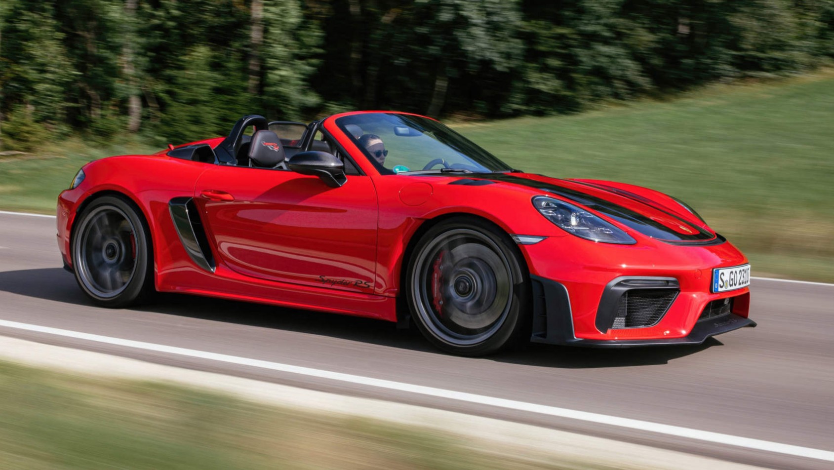 Porsche 718 Boxster Spyder RS - podczas jazdy na drodze