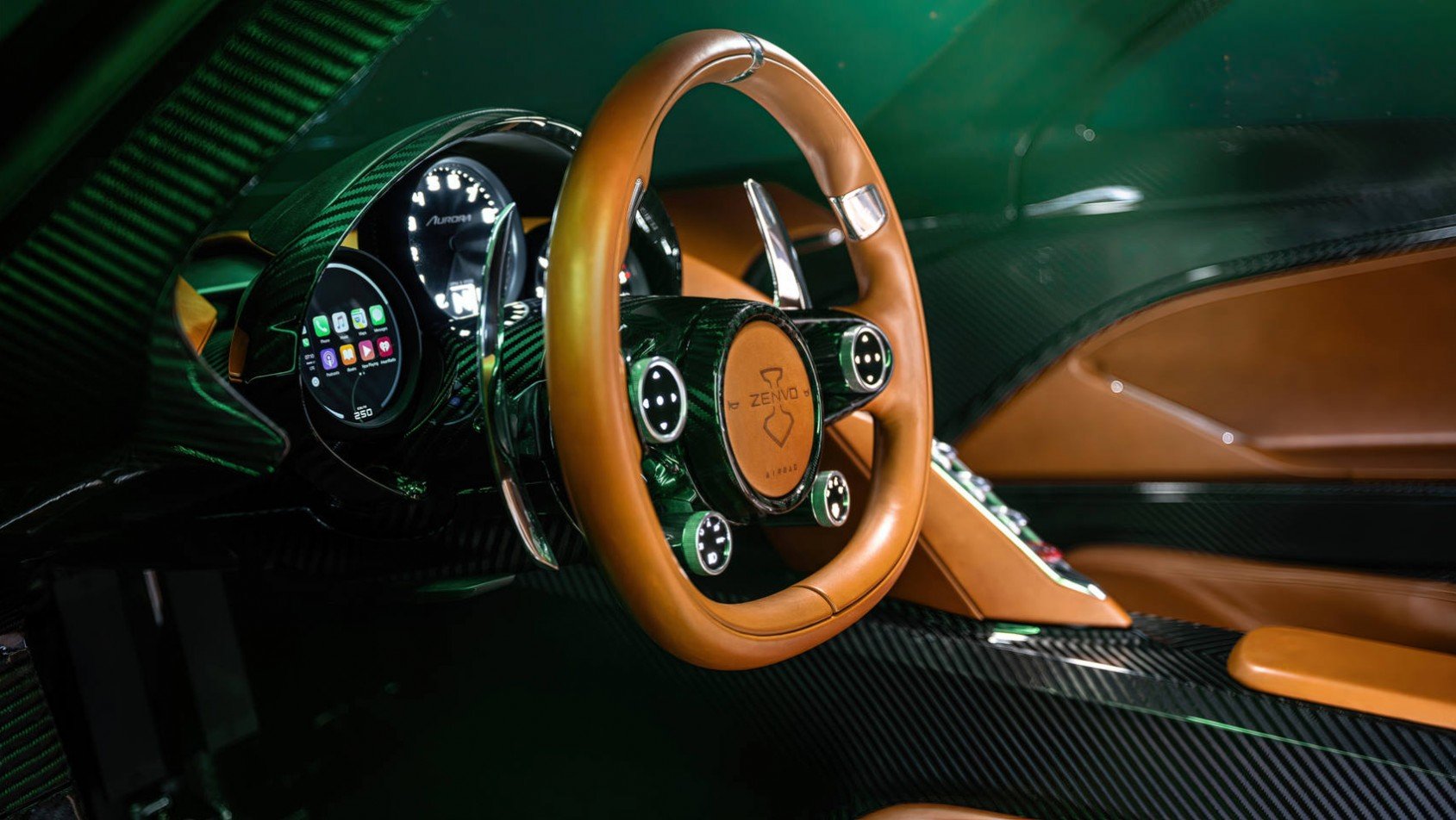 Zenvo Aurora tur kierownica