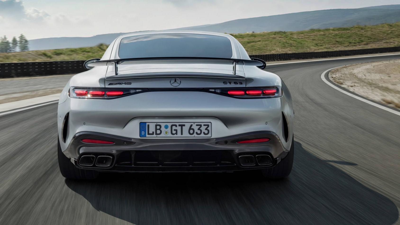 Mercedes-AMG GT 2024 Mercedes-AMG GT na torze