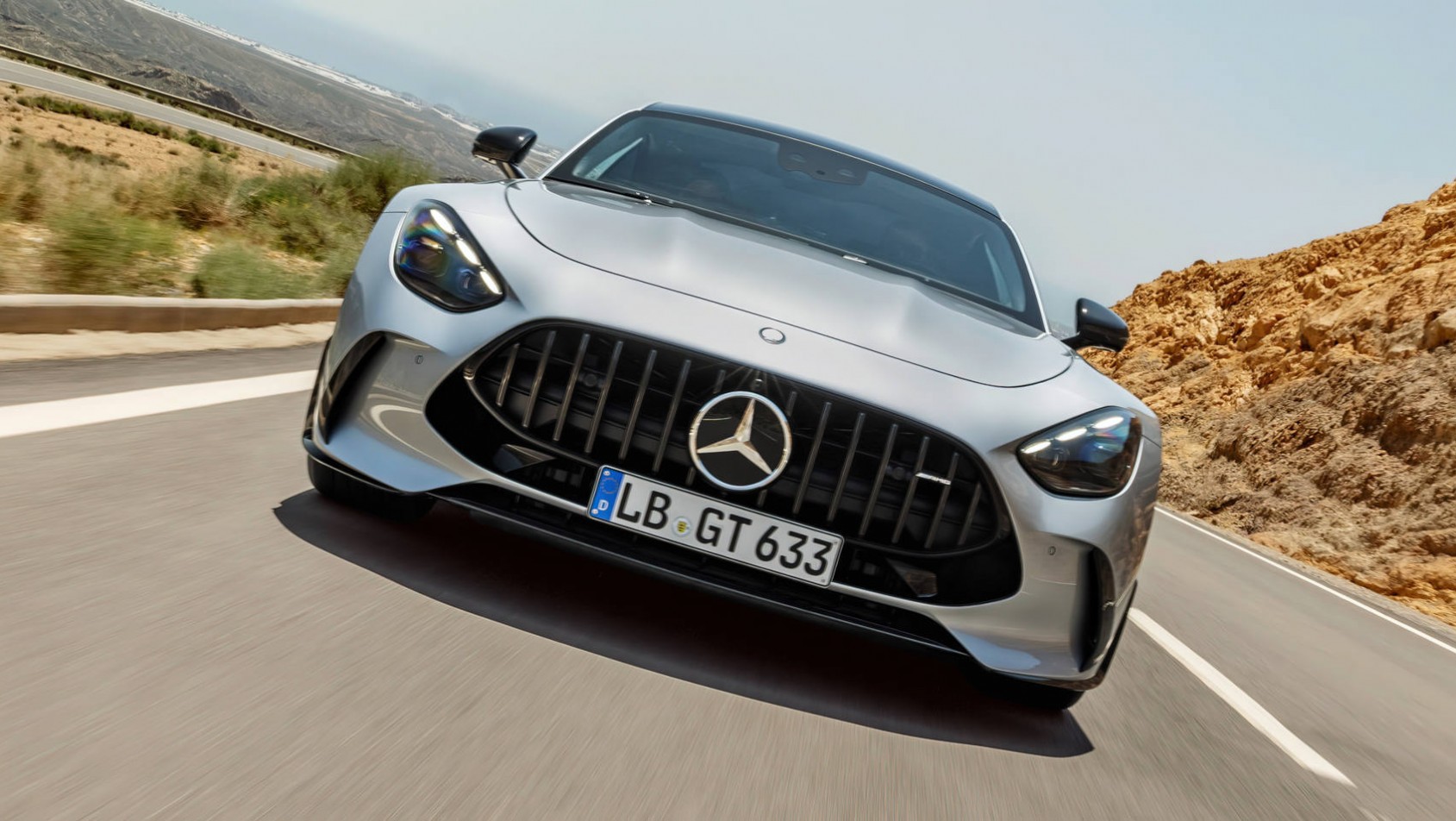 Mercedes-AMG GT 2024 Mercedes-AMG GT przedni grill