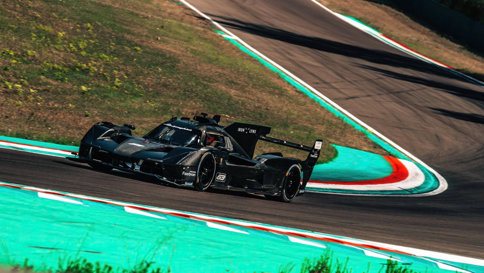 Lamborghini SC63 na torze Imola przód