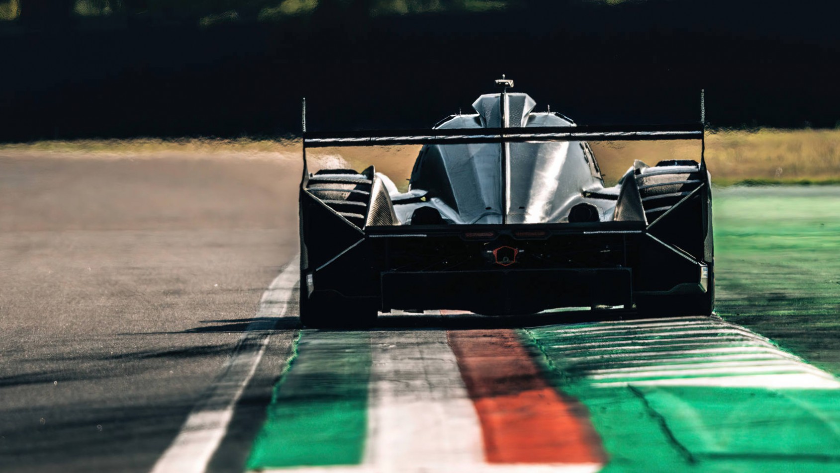 Lamborghini SC63 na torze Imola testy