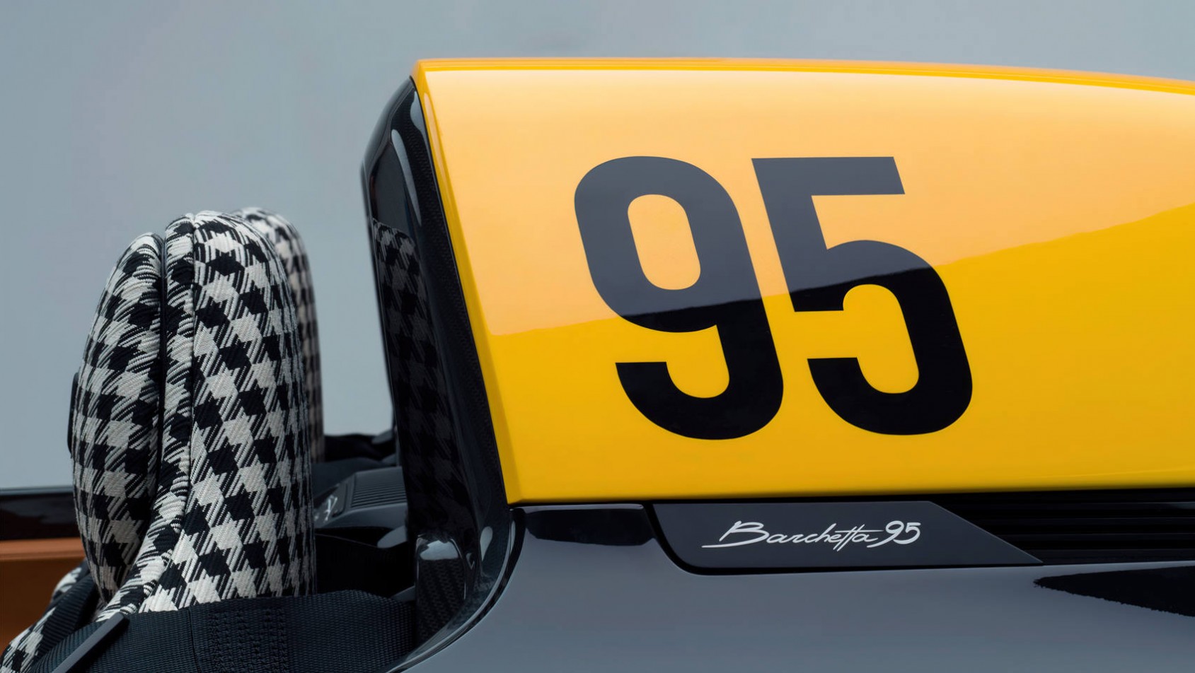 Pininfarina B95 detal numer