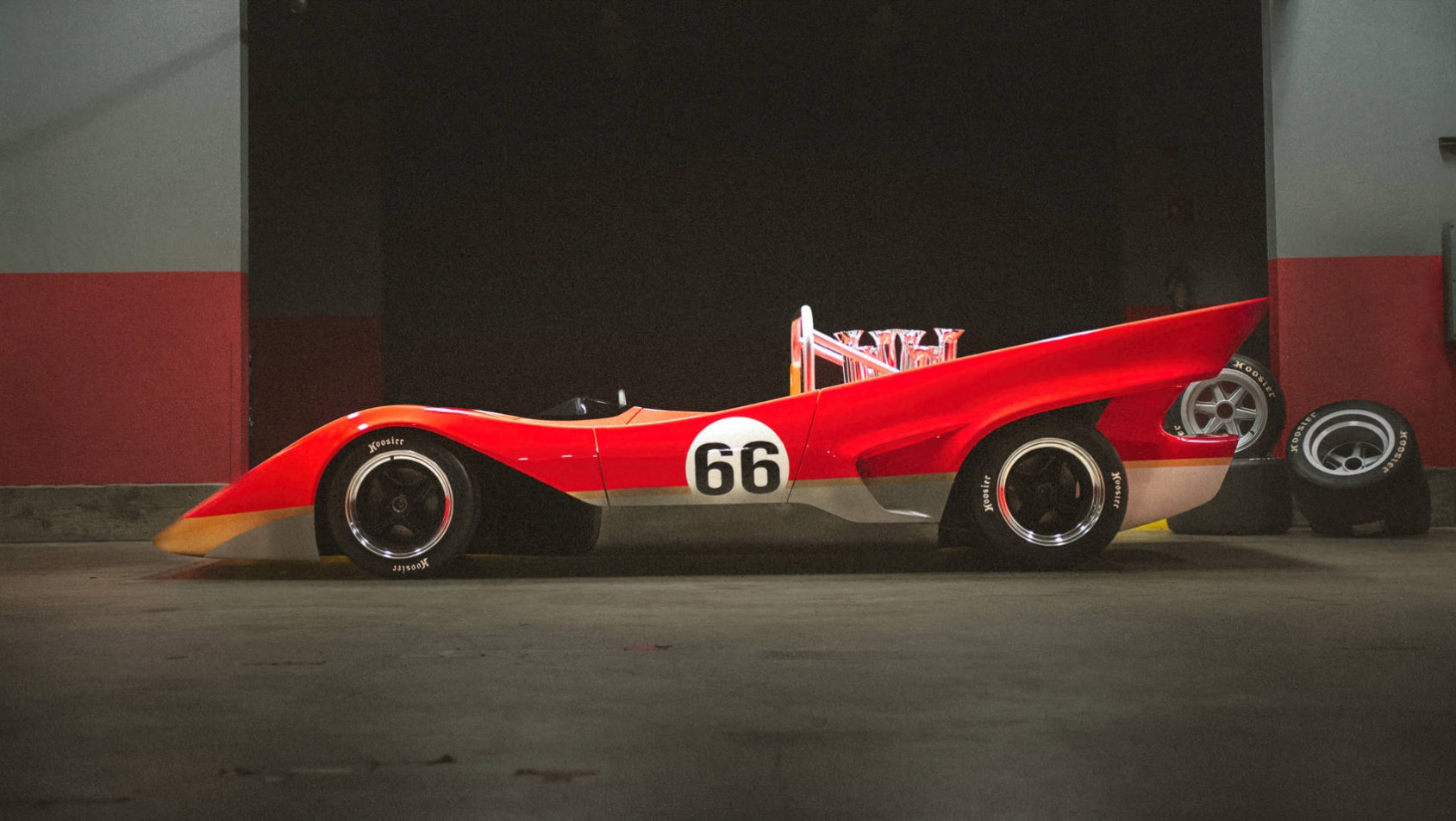 Lotus Type 66 linia boczna