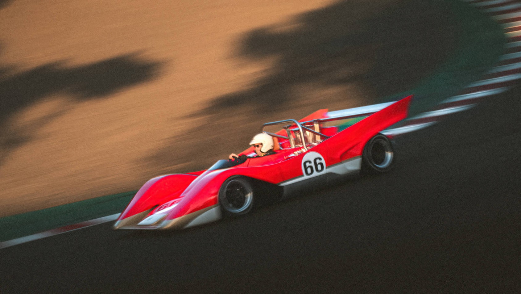 Lotus Type 66 na torze