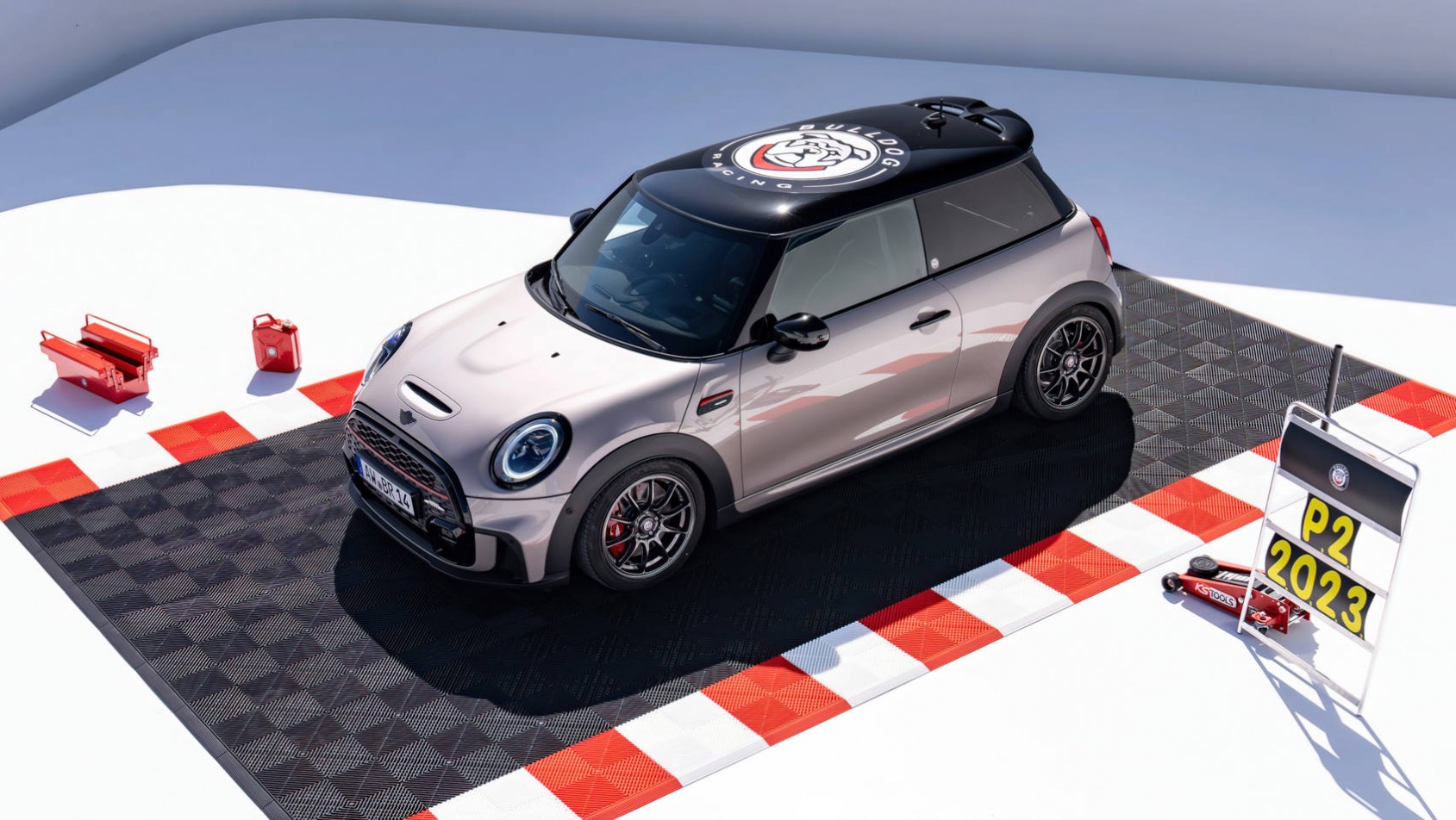Mini John Cooper Works Mini John Cooper Works Bulldog Racing Edition sylwetka