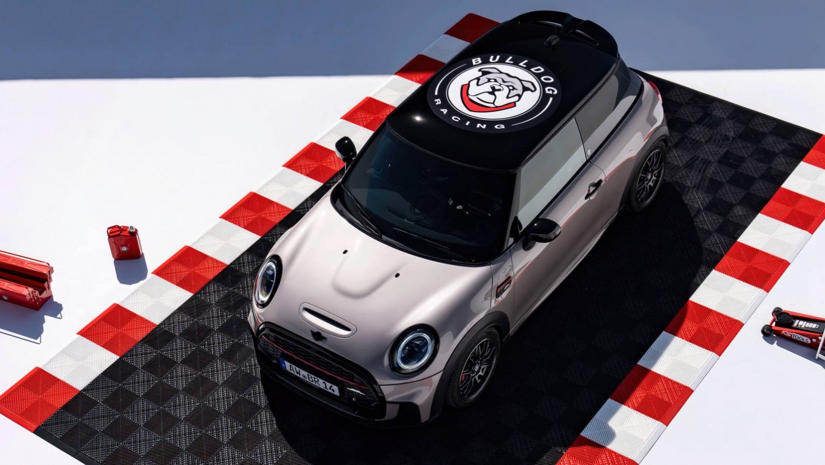 Mini John Cooper Works Mini John Cooper Works Bulldog Racing Edition z góry