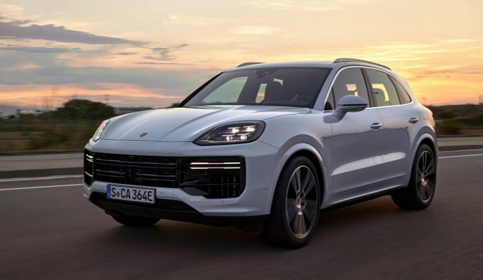 Porsche Cayenne Turbo E-Hybrid 2023 główne
