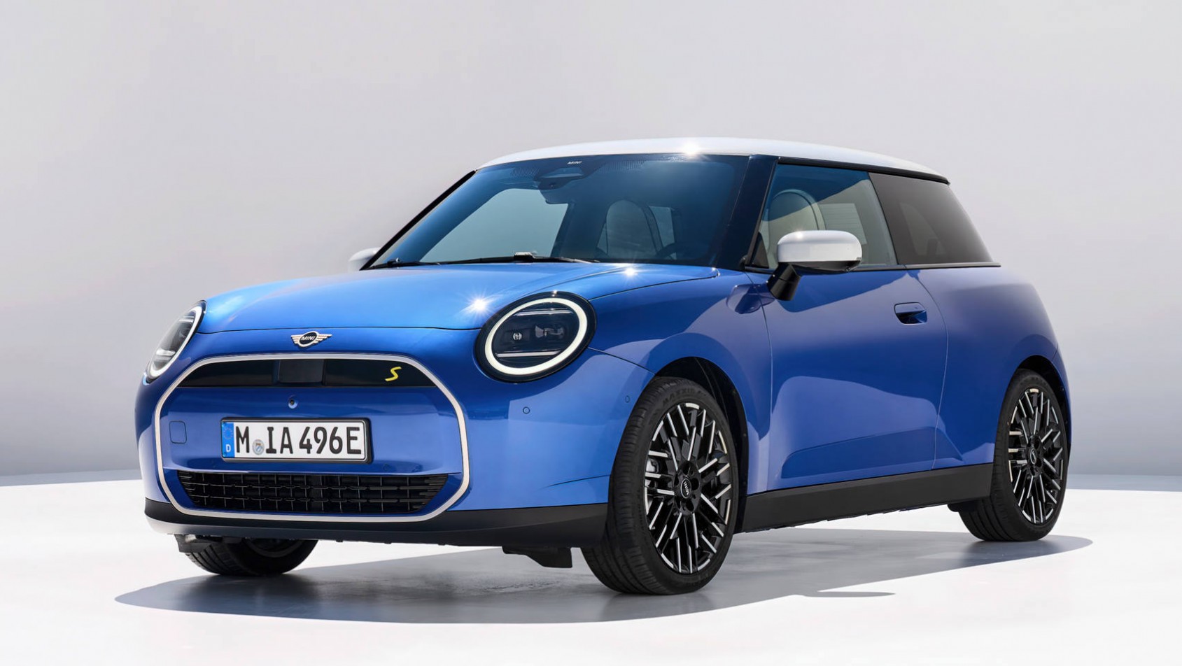 MINI Cooper EV 2023 główne
