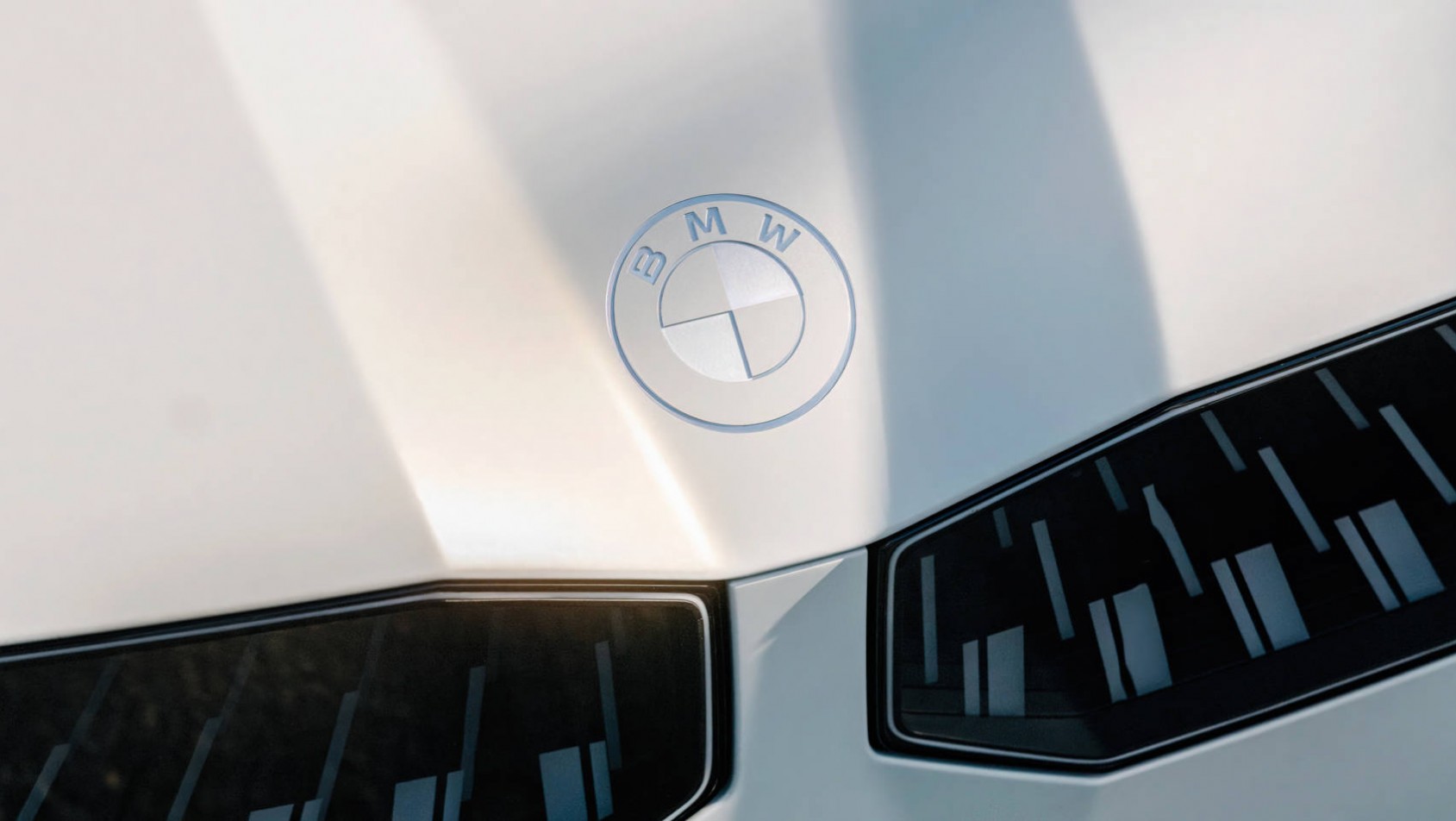 BMW Vision Neue Klasse concept logotyp