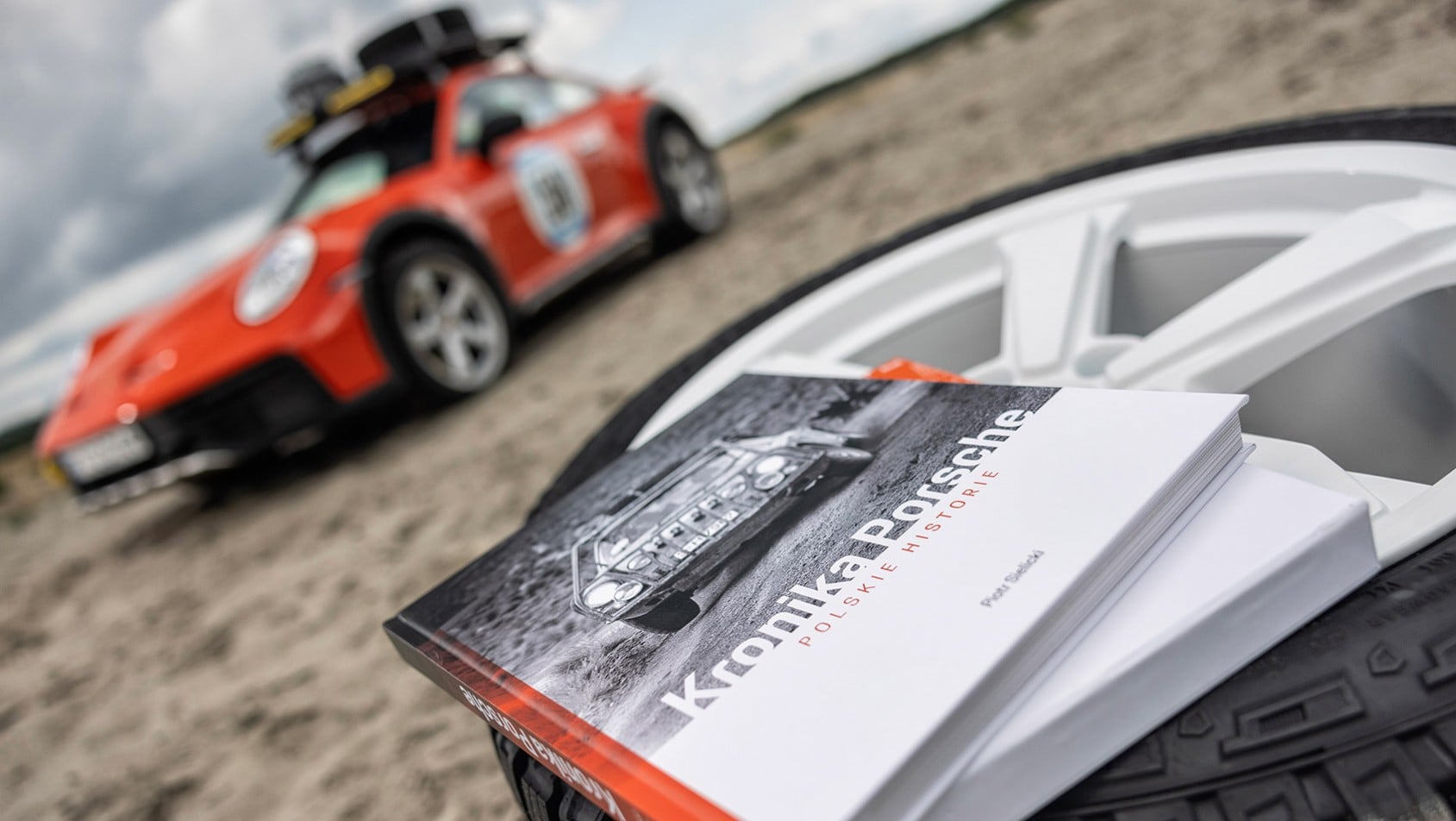 Album „Kronika Porsche. Polskie historie”